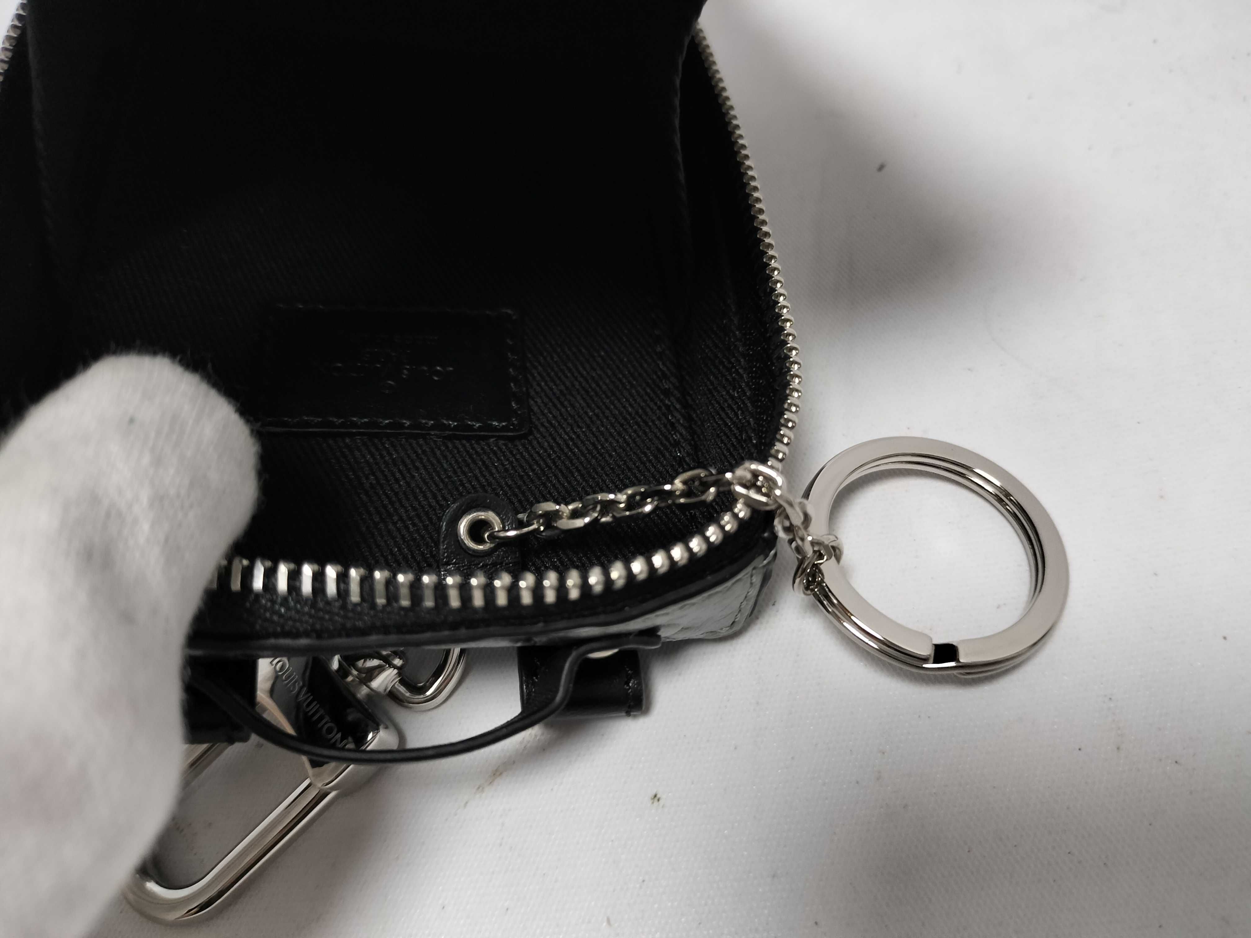 LV Keychain M01392 Key Case/Keychain — view 7