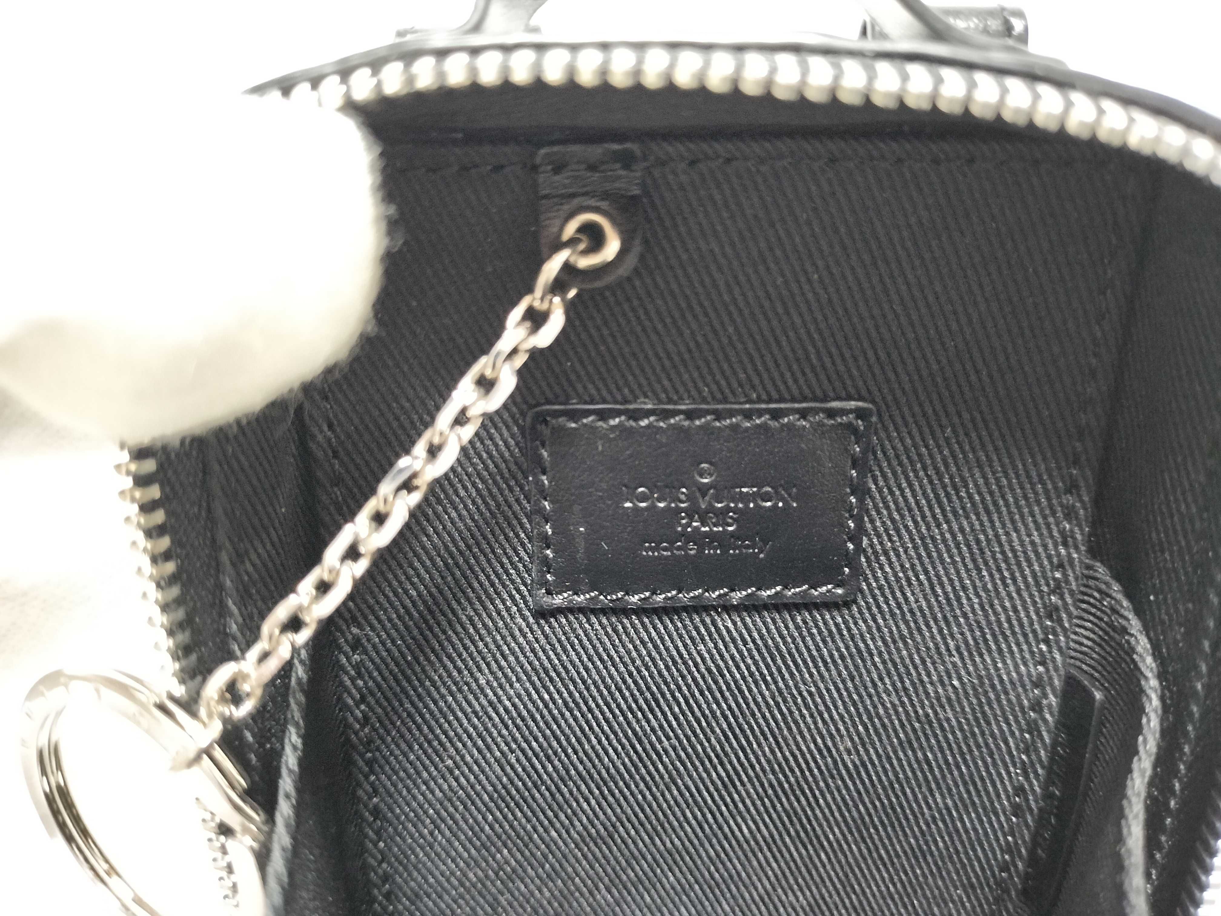 LV Keychain M01392 Key Case/Keychain — view 9