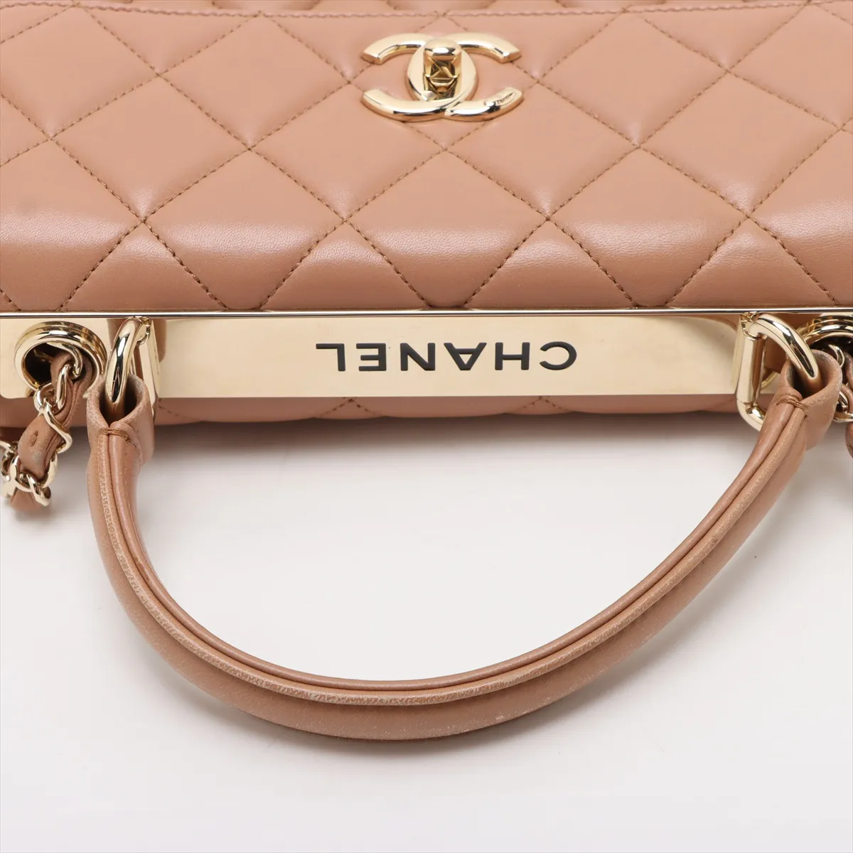 Trendy CC Lambskin 2WAY Handbag Beige Gold Hardware 23179934 23rd Series — view 5
