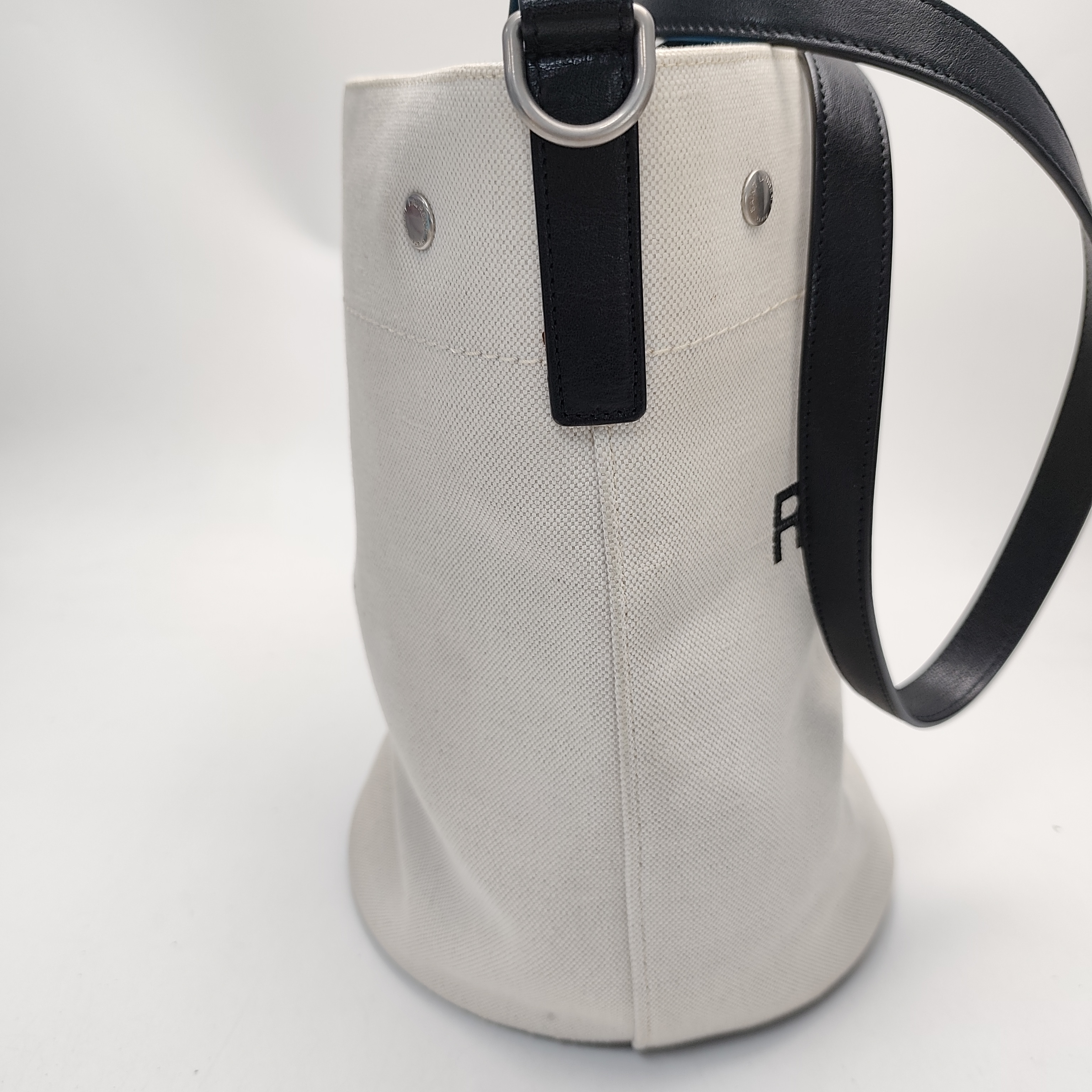 【*Shipped from: China*】Yves Saint Laurent Rive Gauche Canvas Shoulder Bag — view 4