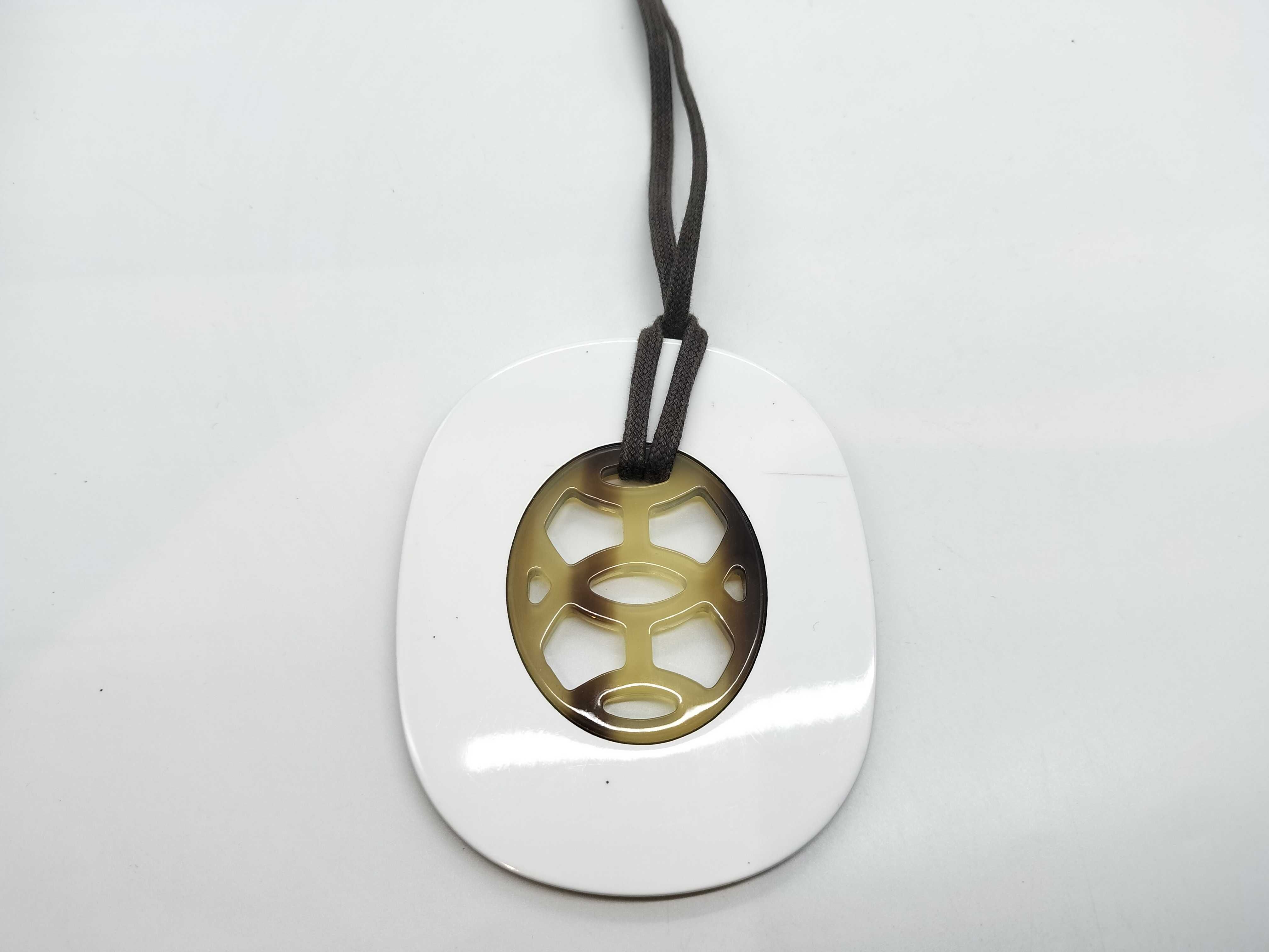 Lift GM Buffalo Horn White Necklace — view 4