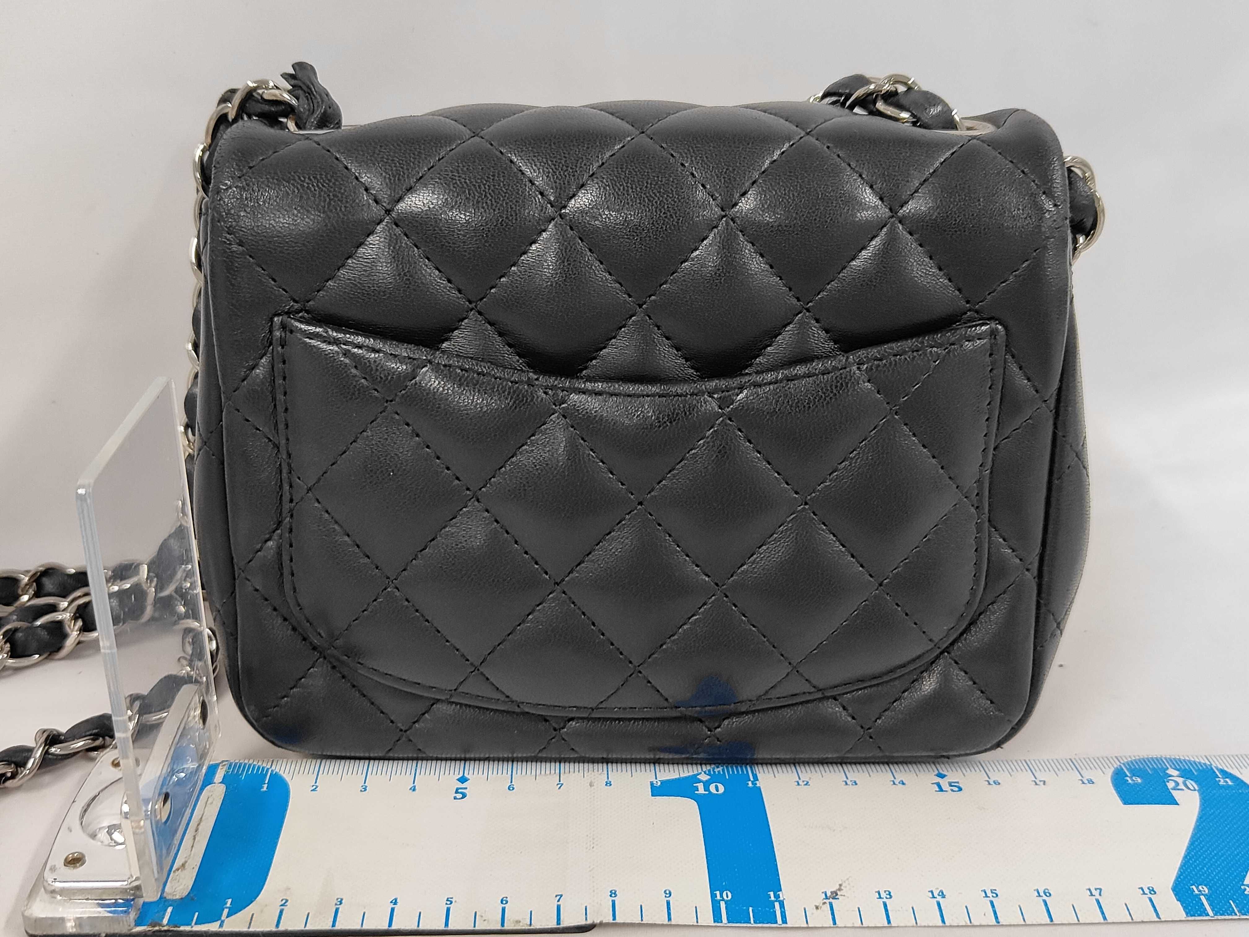Matelassé Mini Matelassé A35200 Shoulder Bag — view 2