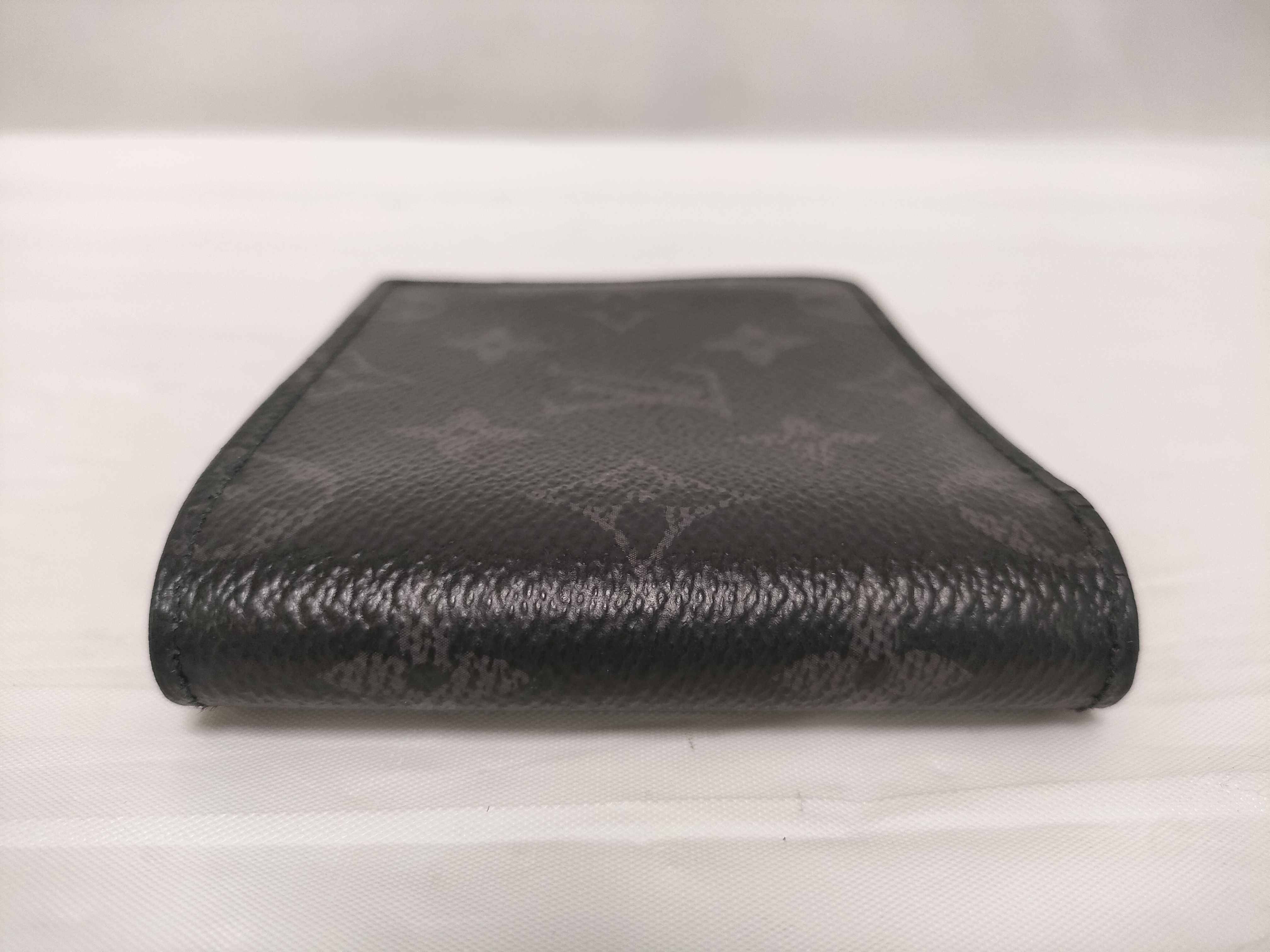 Monogram Eclipse Portefeuille Multiple Small Wallet (with central split) — view 5