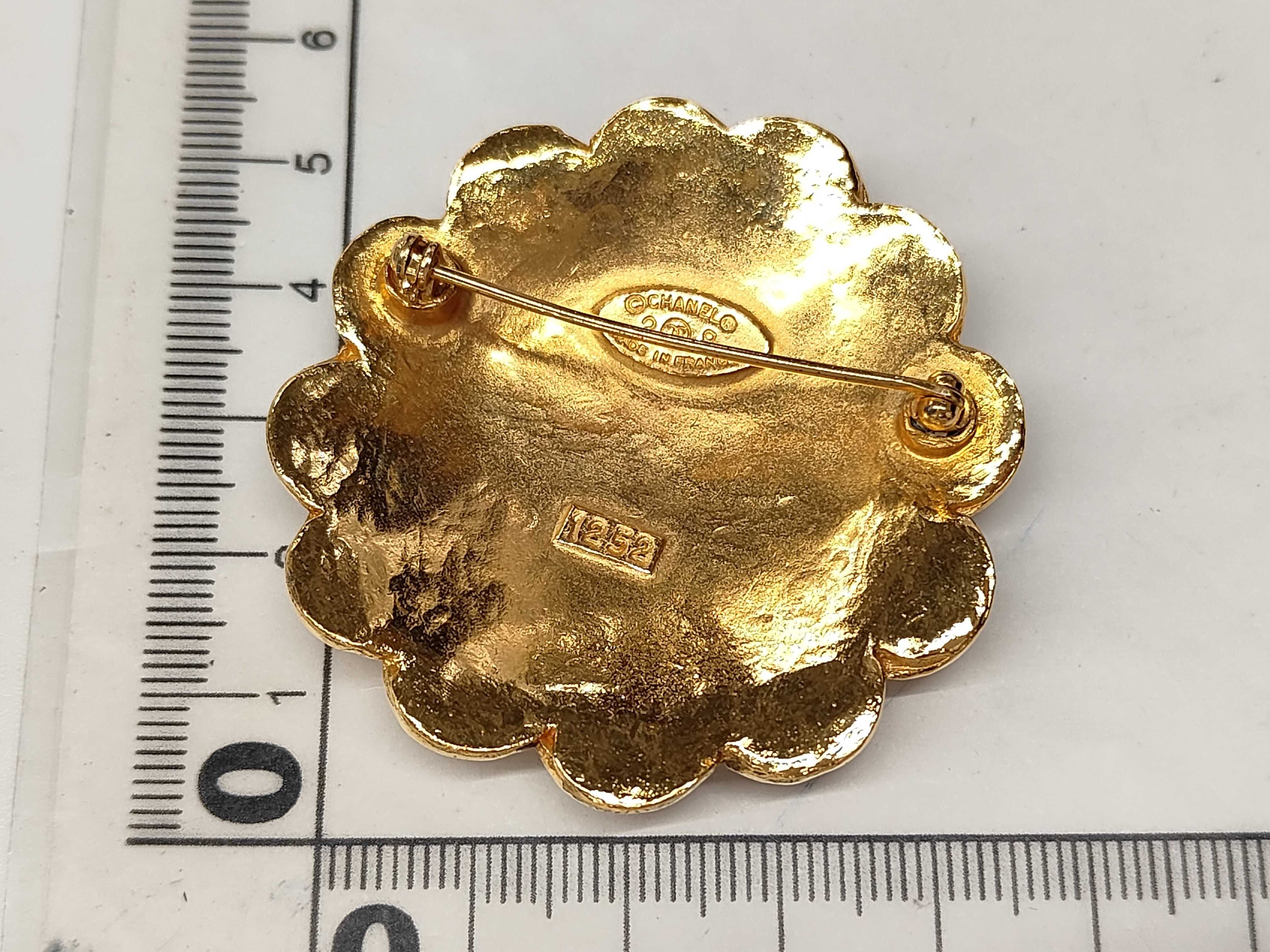 Coco Mark Brooch, GP Gold, with markings. — view 5