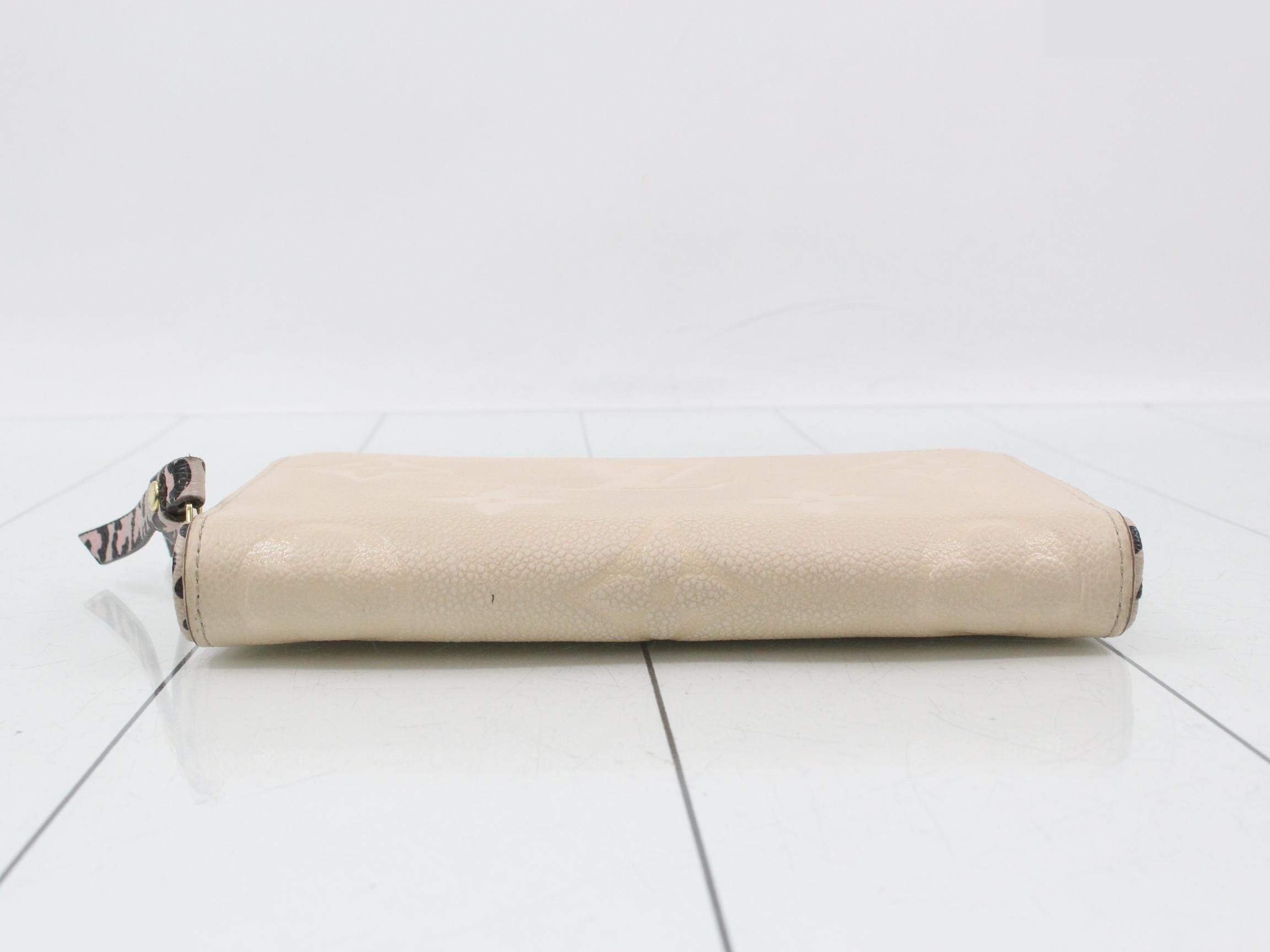 Wild at Heart Zippy Wallet — view 3