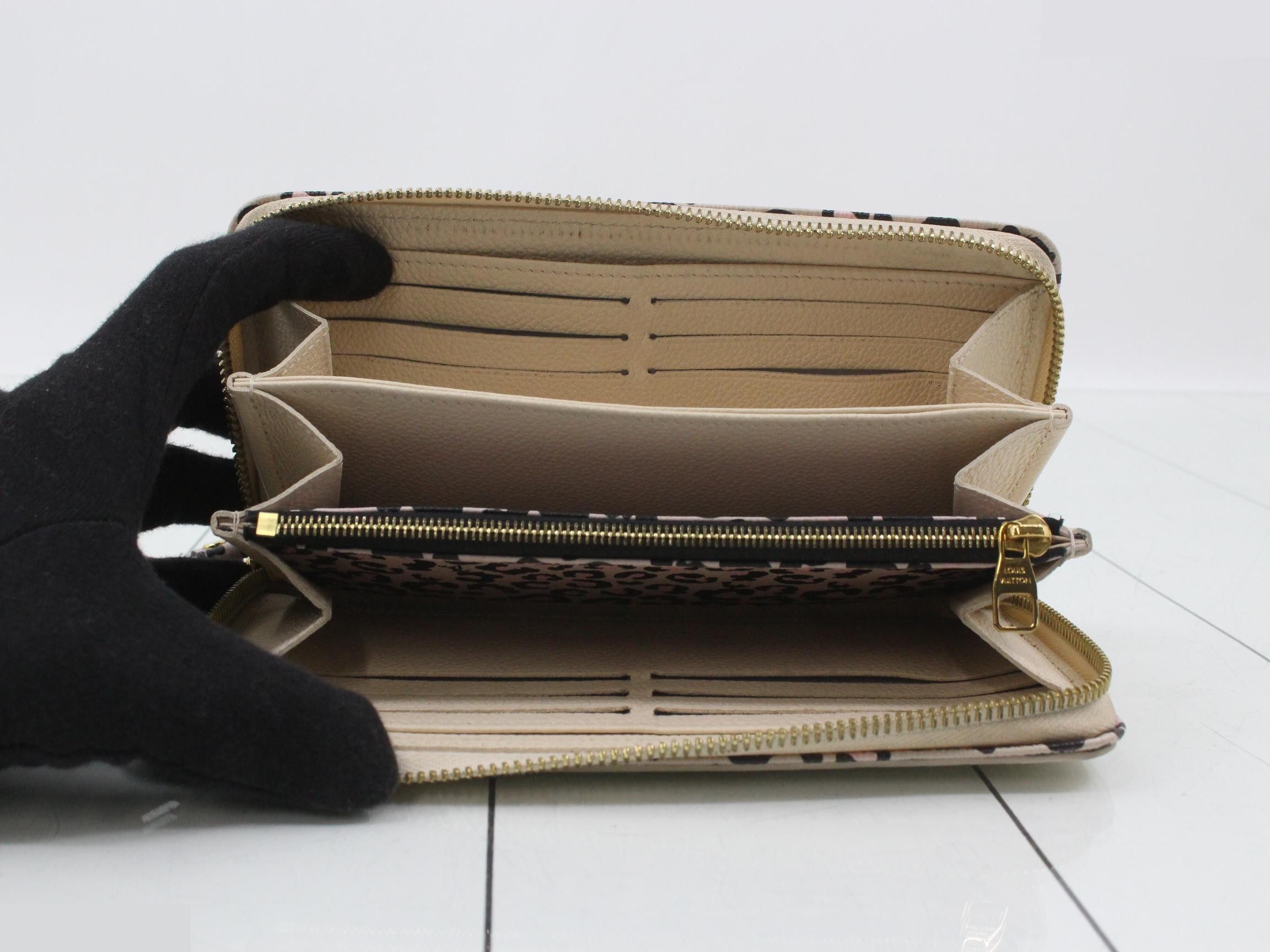 Wild at Heart Zippy Wallet — view 4