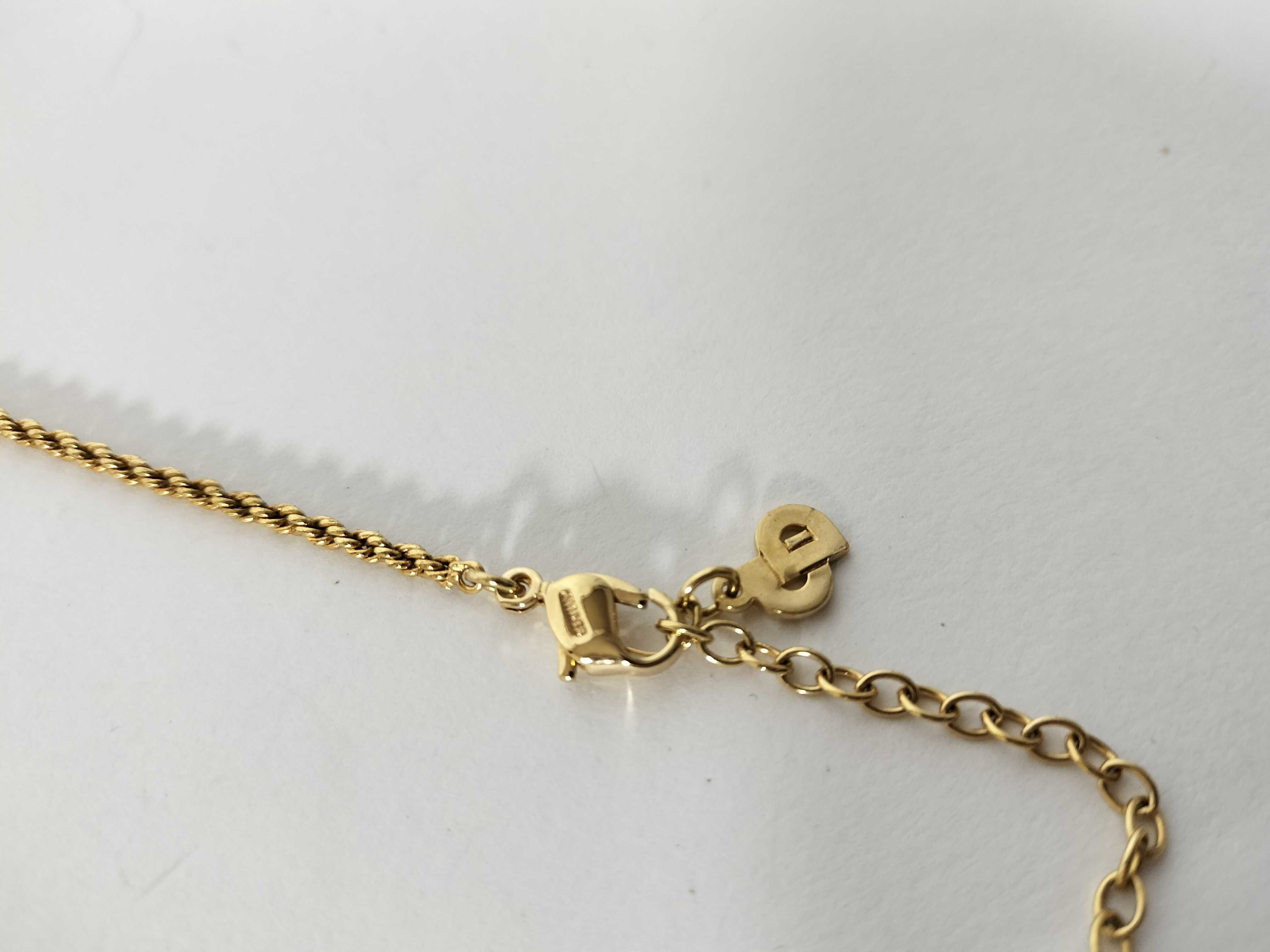 necklace — view 4