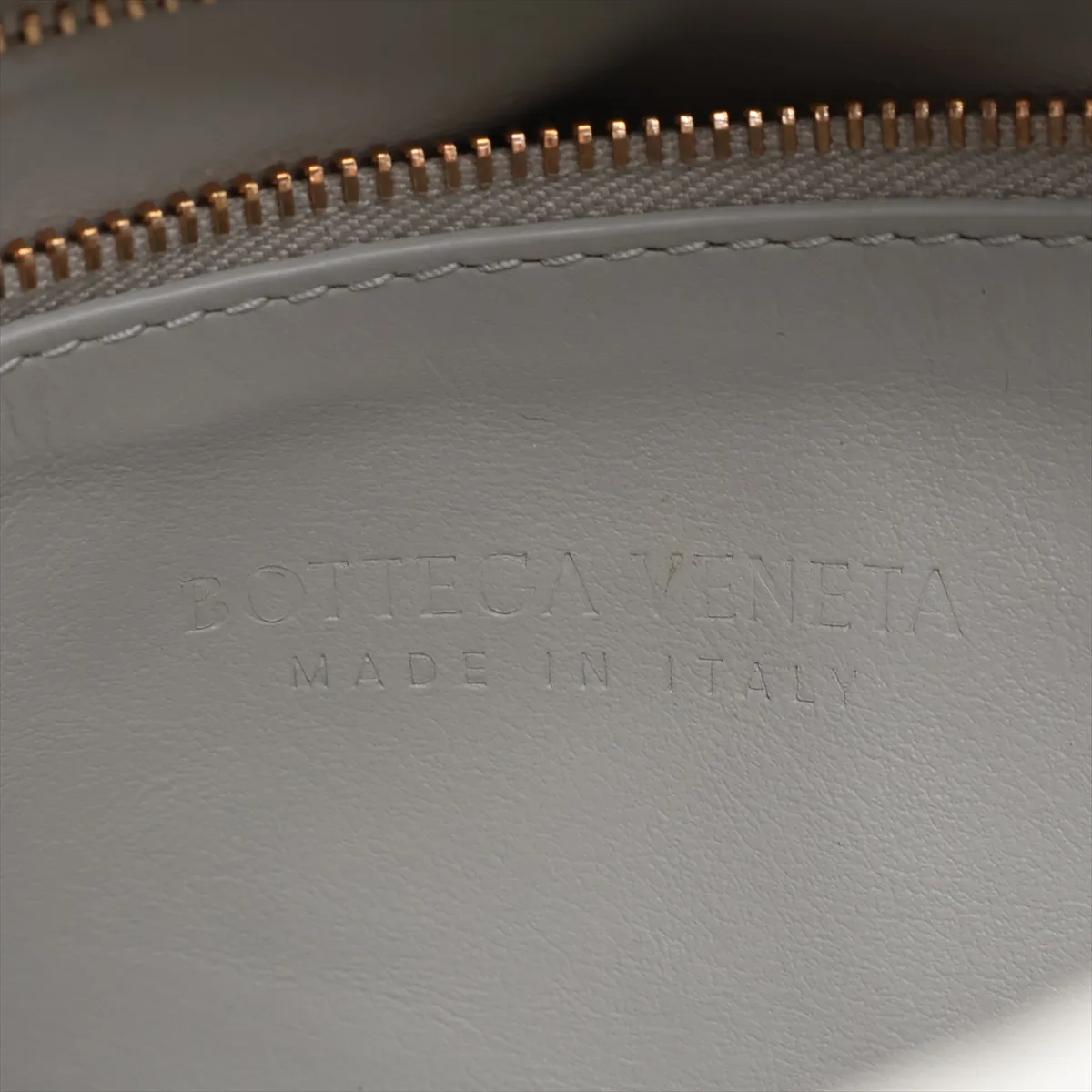 Intrecciato Small Hop Leather Shoulder Bag Green x Gray — view 9