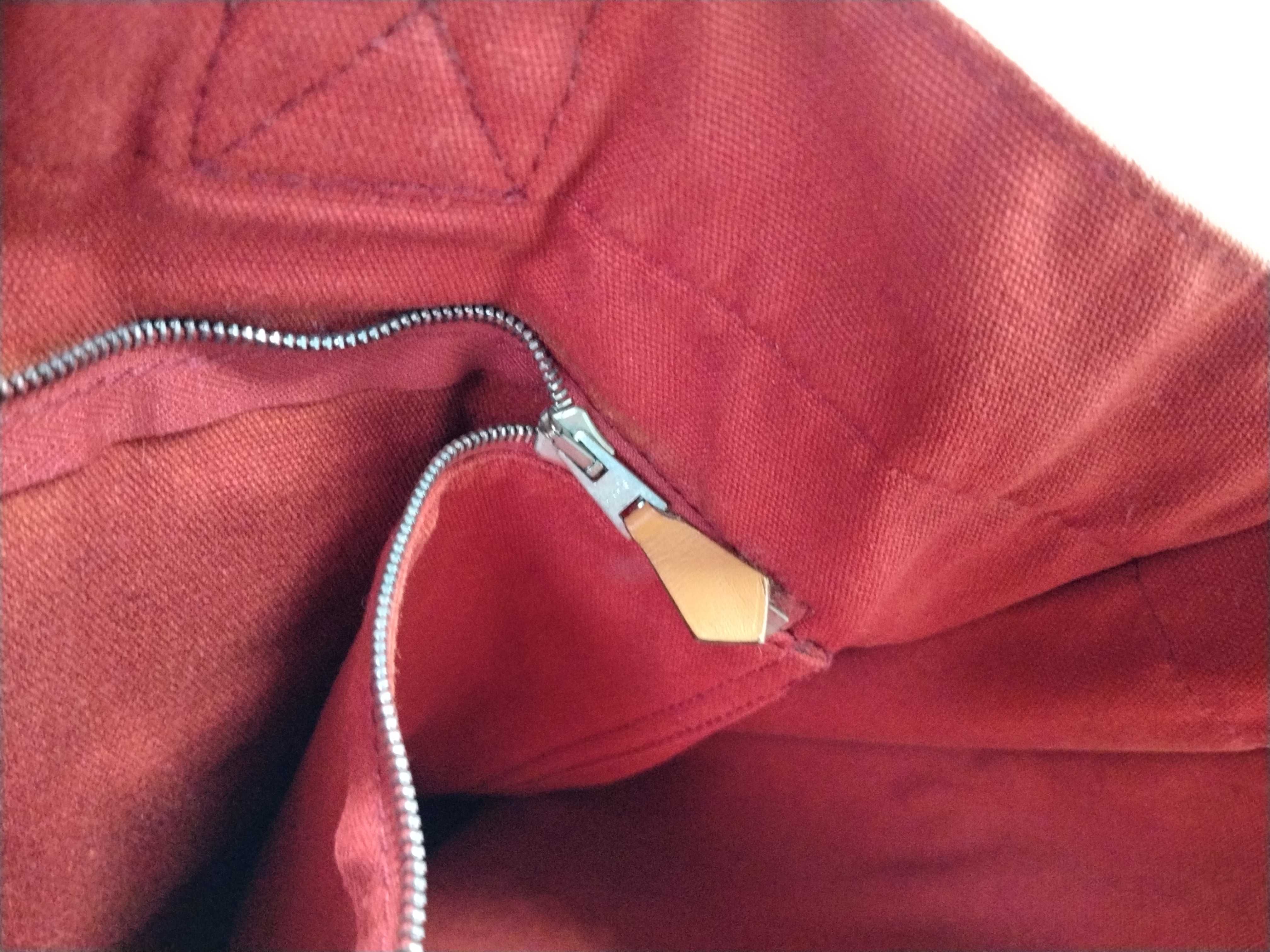 Fourre-Tout GM Red Tote Bag — view 11