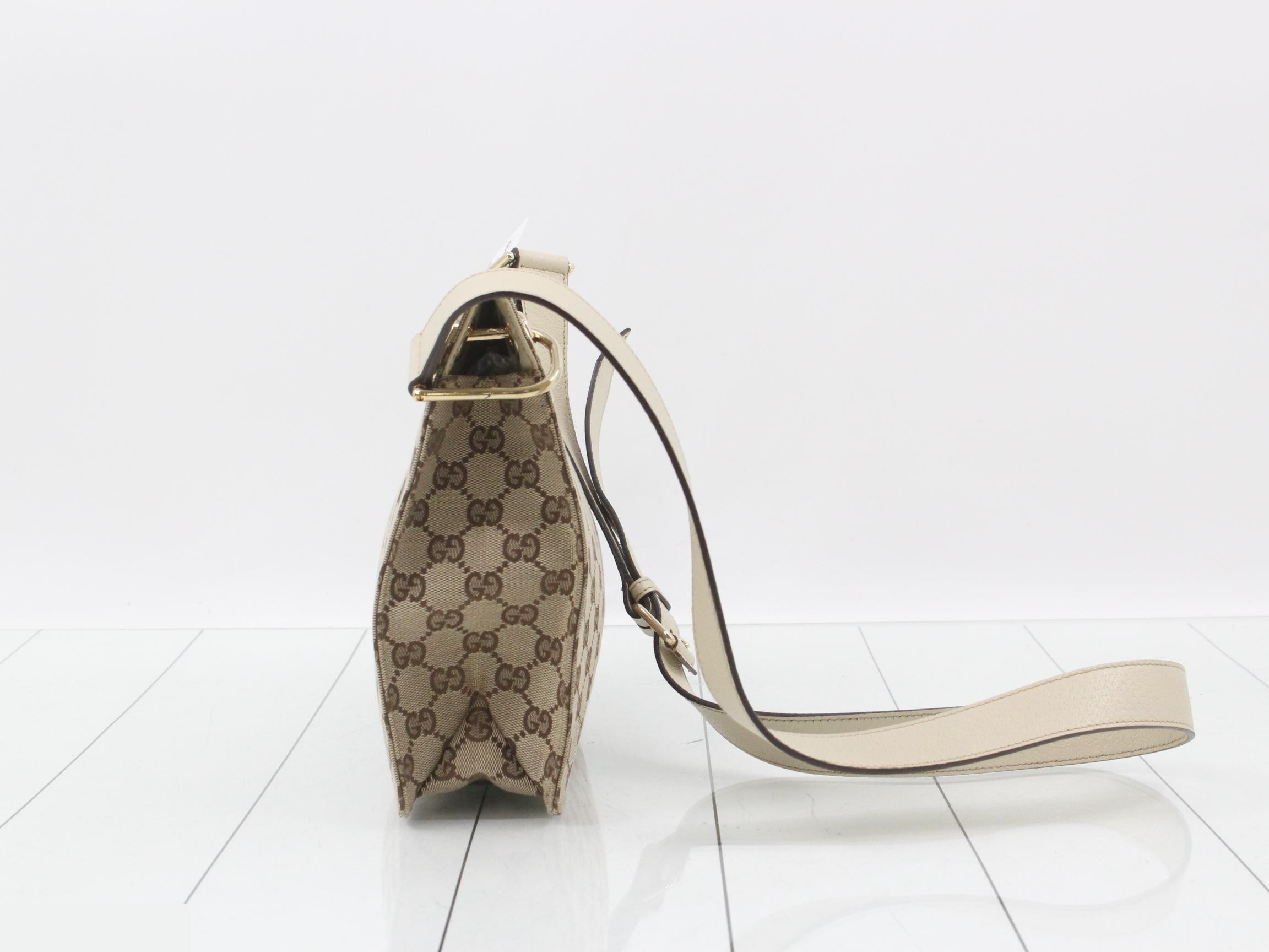 GG Canvas (Bag) - Shoulder Bag — view 4