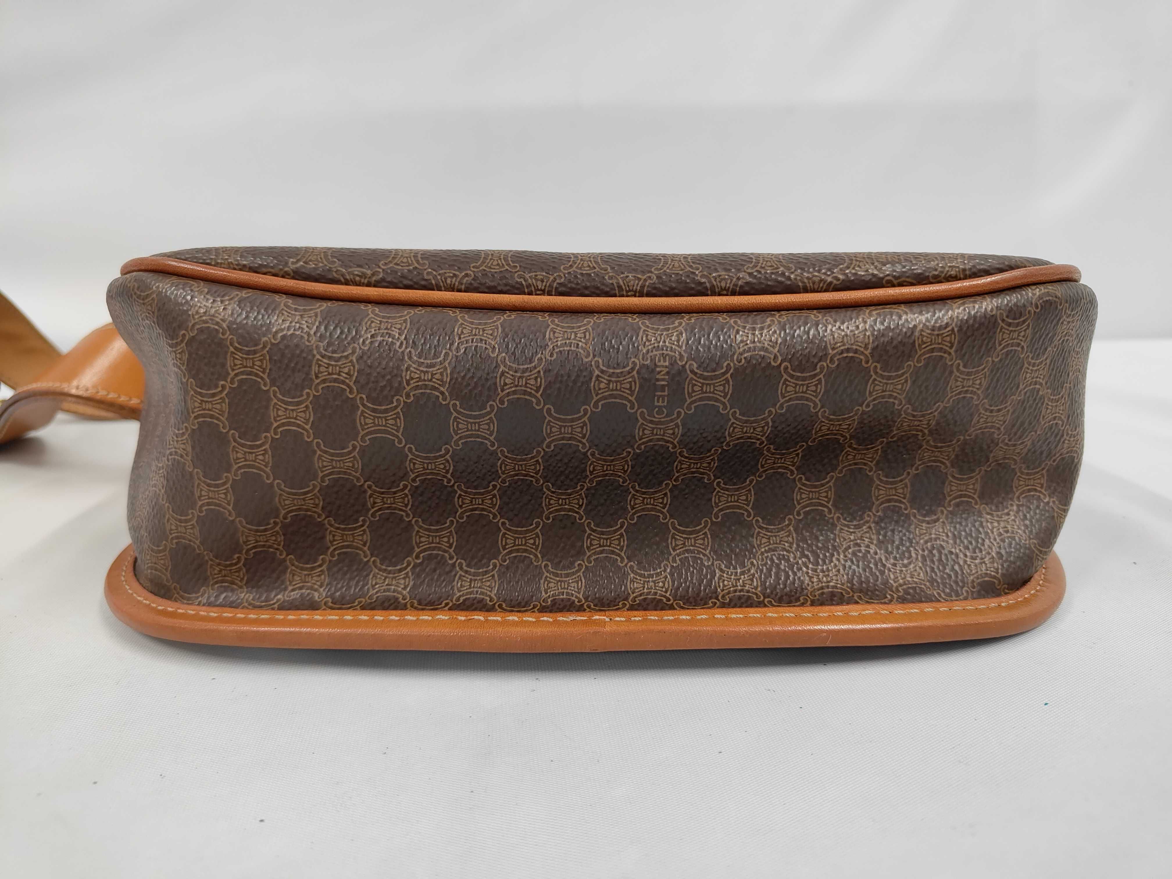 shoulder bag — view 3