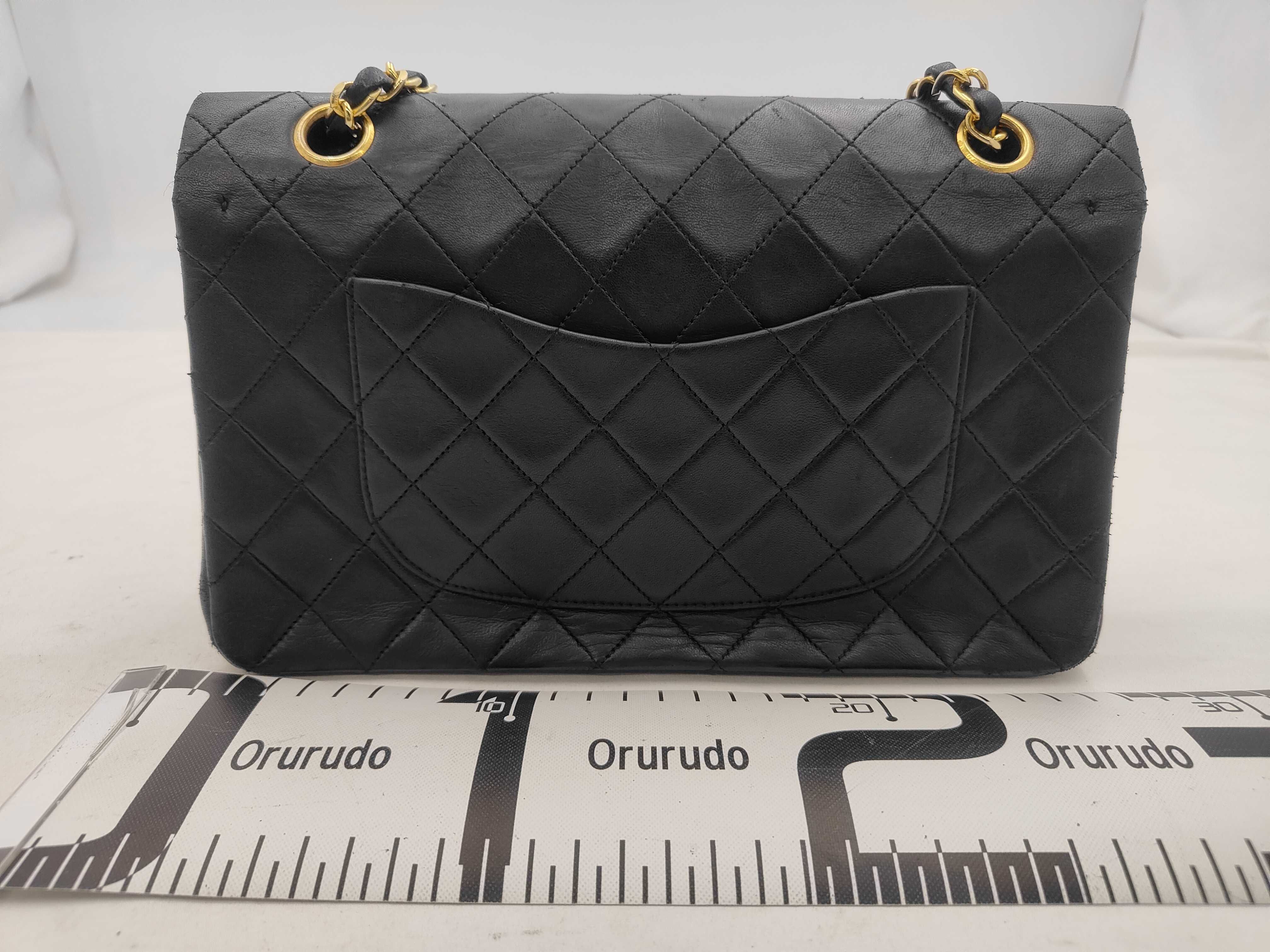 Matelassé 25 Lambskin Double Flap Double Chain Shoulder Bag — view 2