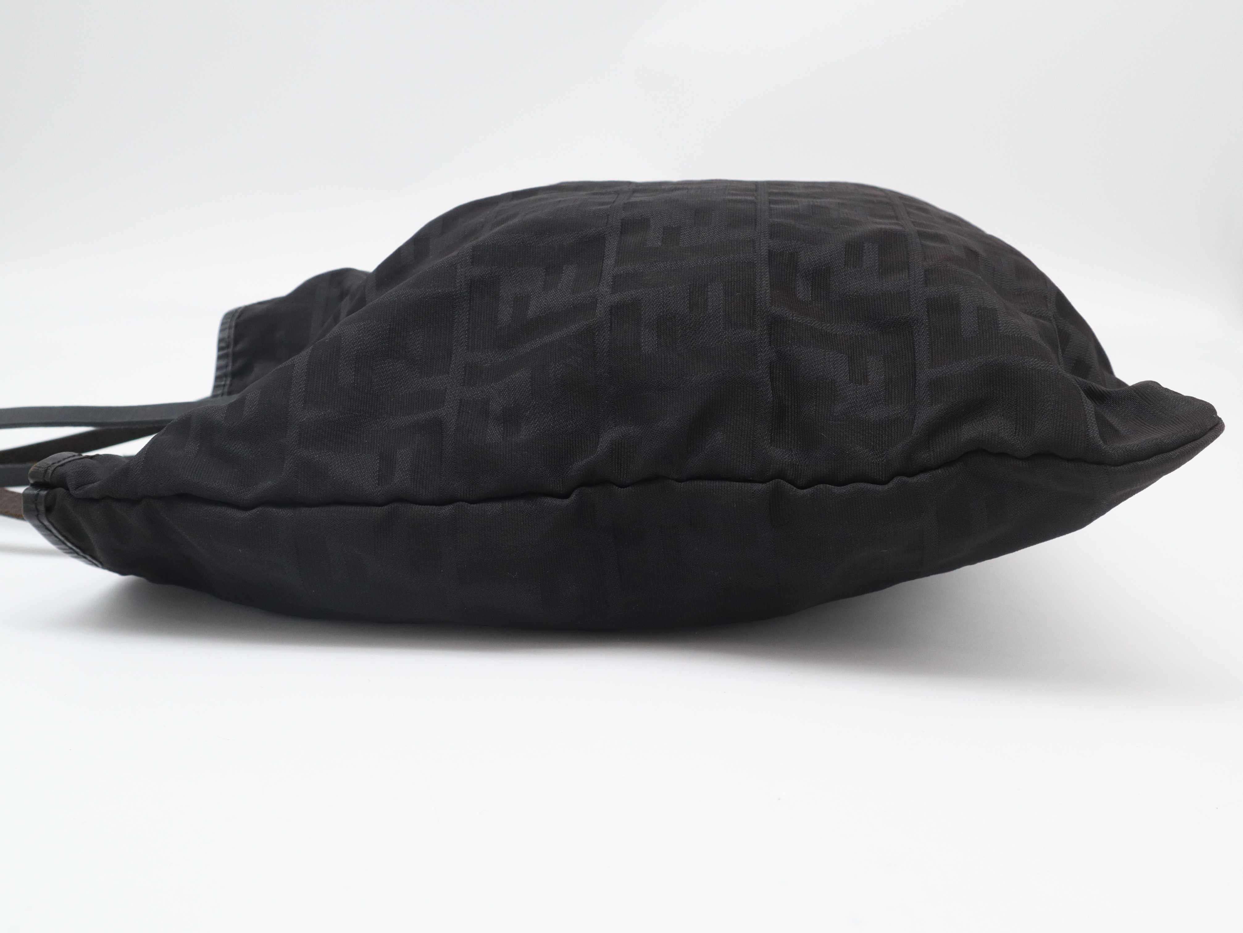 Zucca Tote Bag, Black, with Dust Bag. — view 3