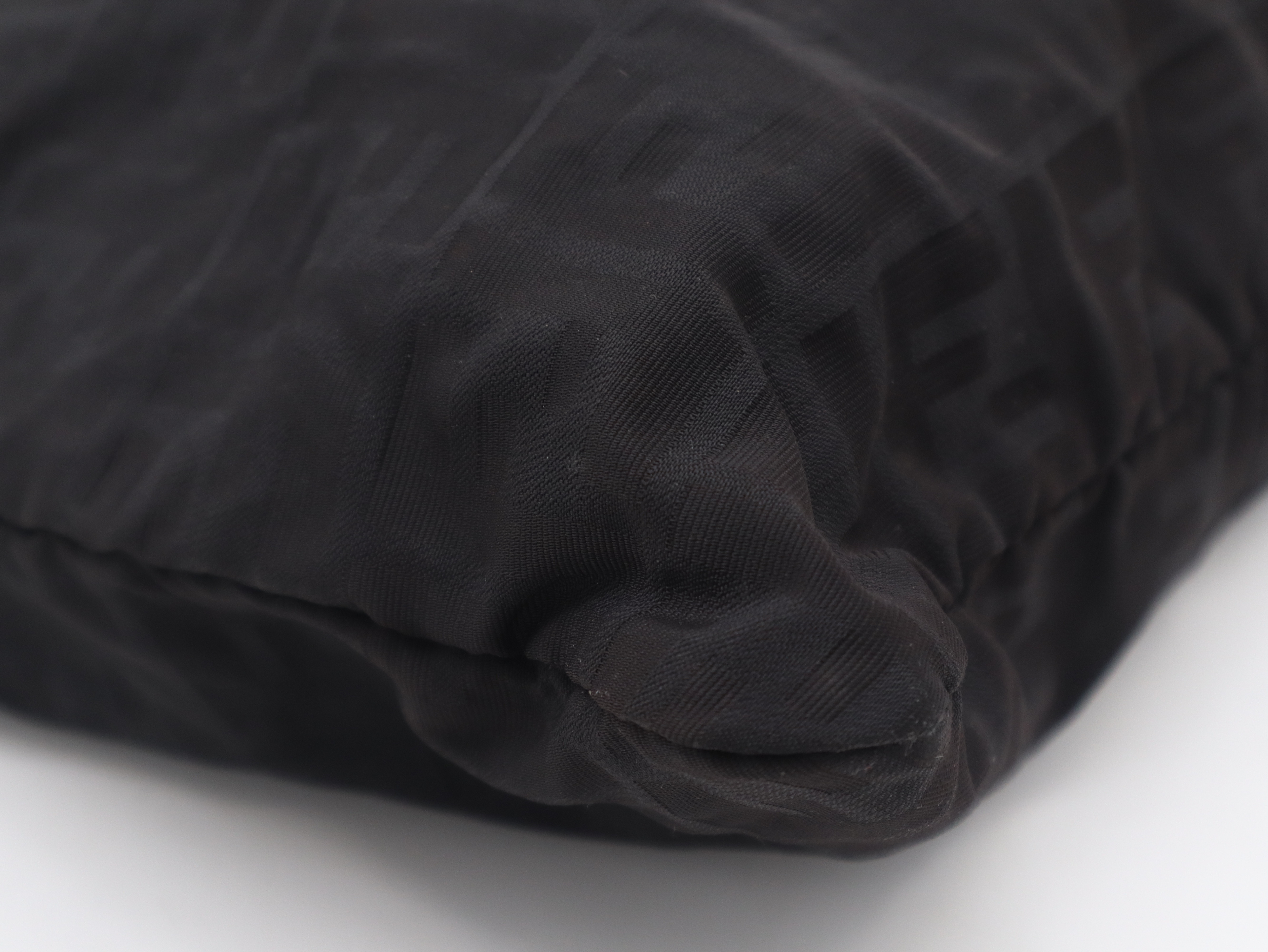 Zucca Tote Bag, Black, with Dust Bag. — view 9