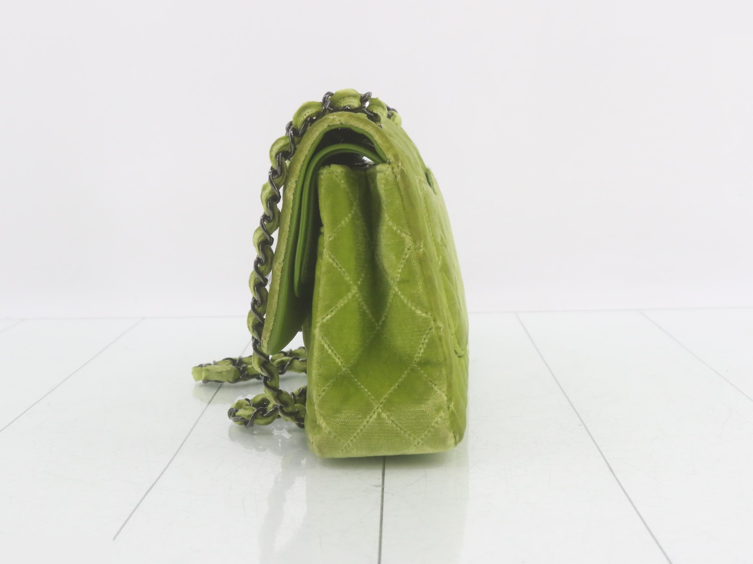 Matelassé Velvet Double Flap Double Chain Shoulder Bag — view 3