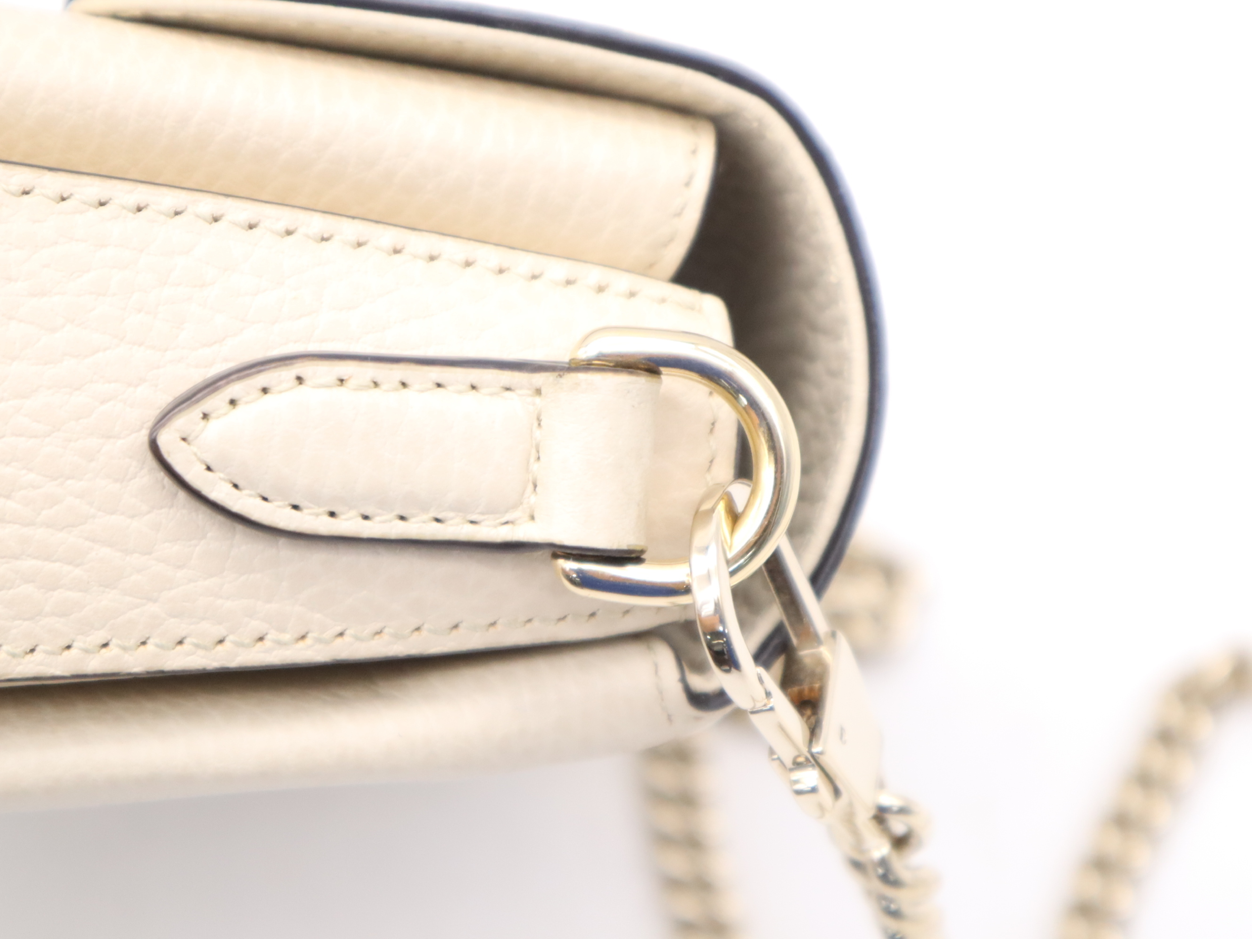 607720 Leather Interlocking G Chain Shoulder Bag, White, Gold Hardware, with Shoulder Strap — view 7