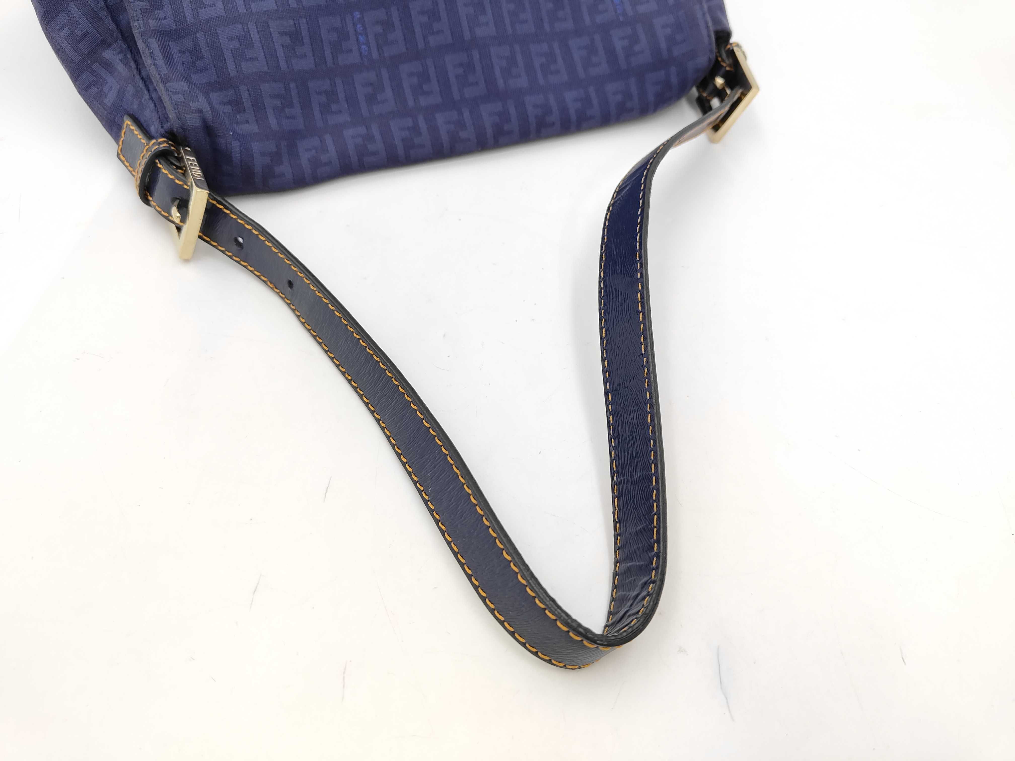 Zucchino Mamma Bucket One-Shoulder Bag (Shoulder Bag) — view 4