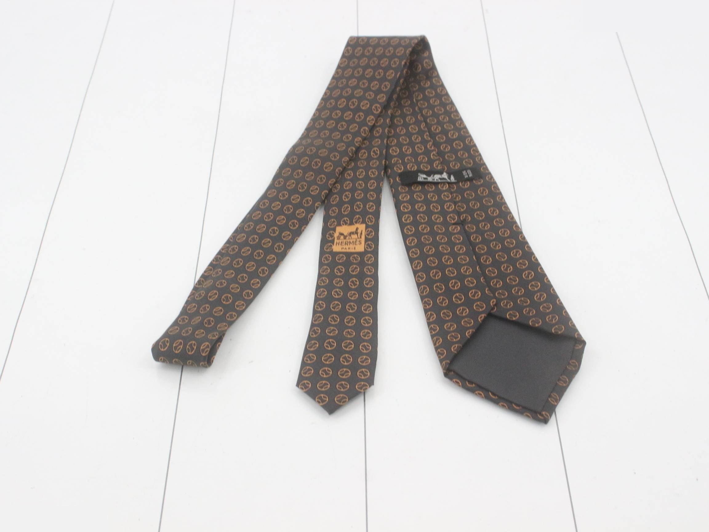 Silk tie — view 2
