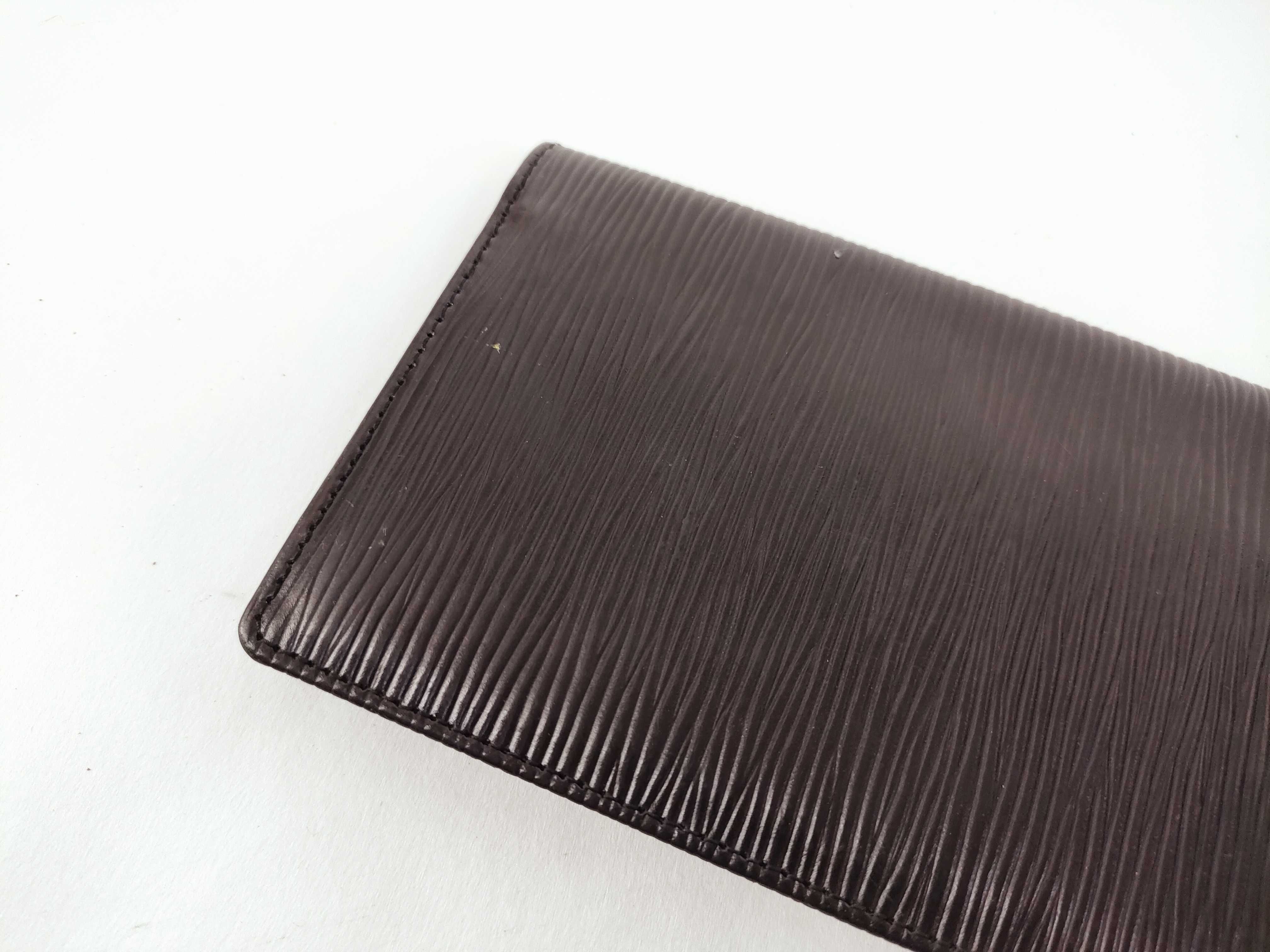 Epi LV Billfold Louis Vuitton Wallet — view 12