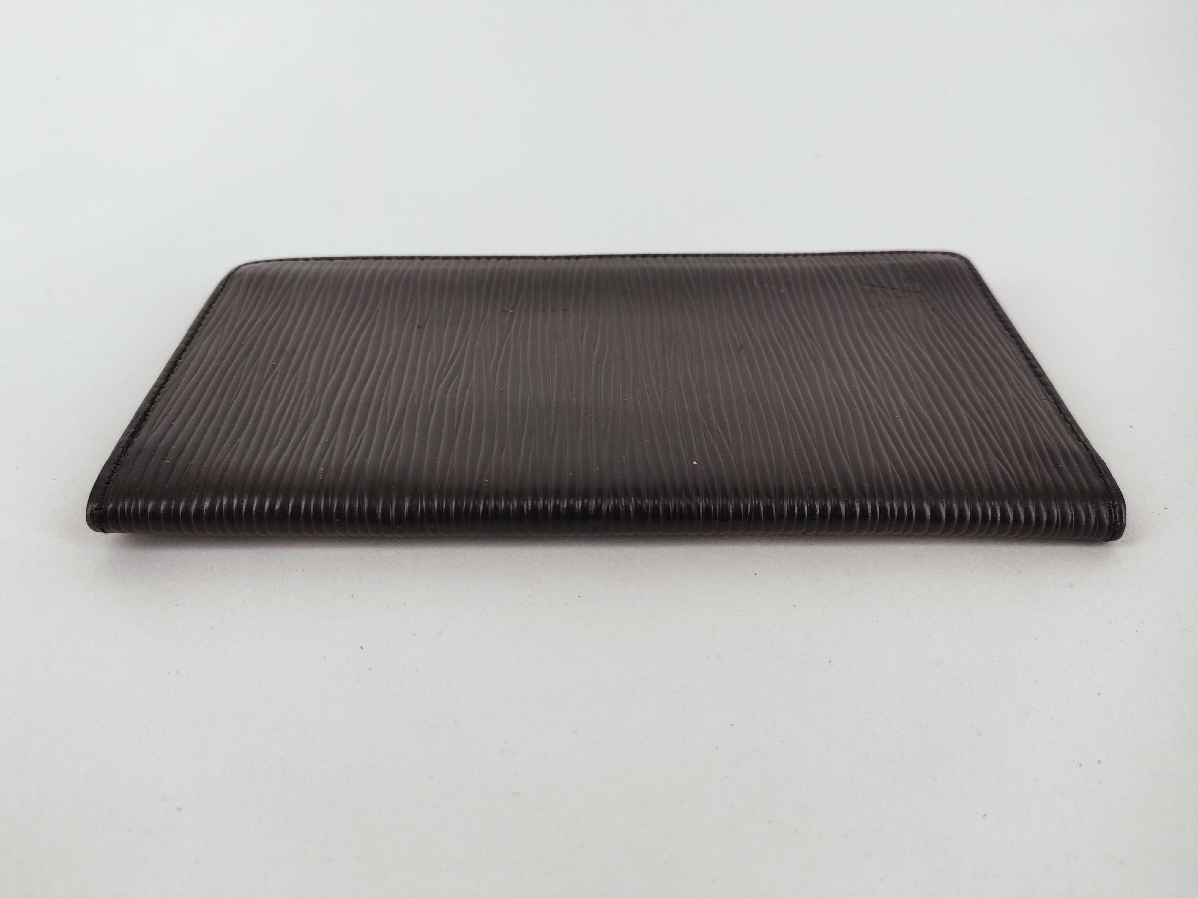Epi LV Billfold Louis Vuitton Wallet — view 5