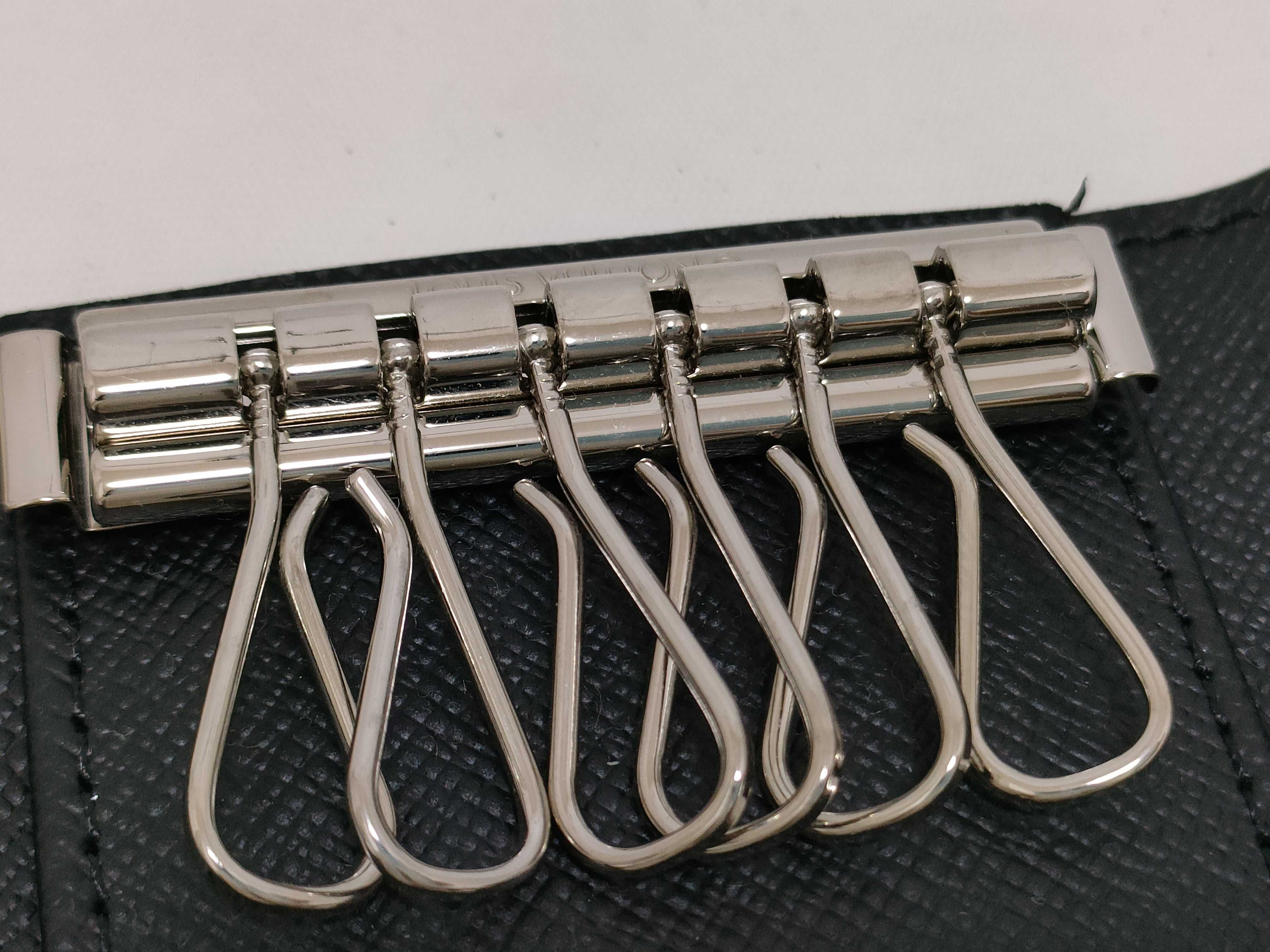 Damier 6-Key Case/Key Holder (IY8948) Key Case — view 8