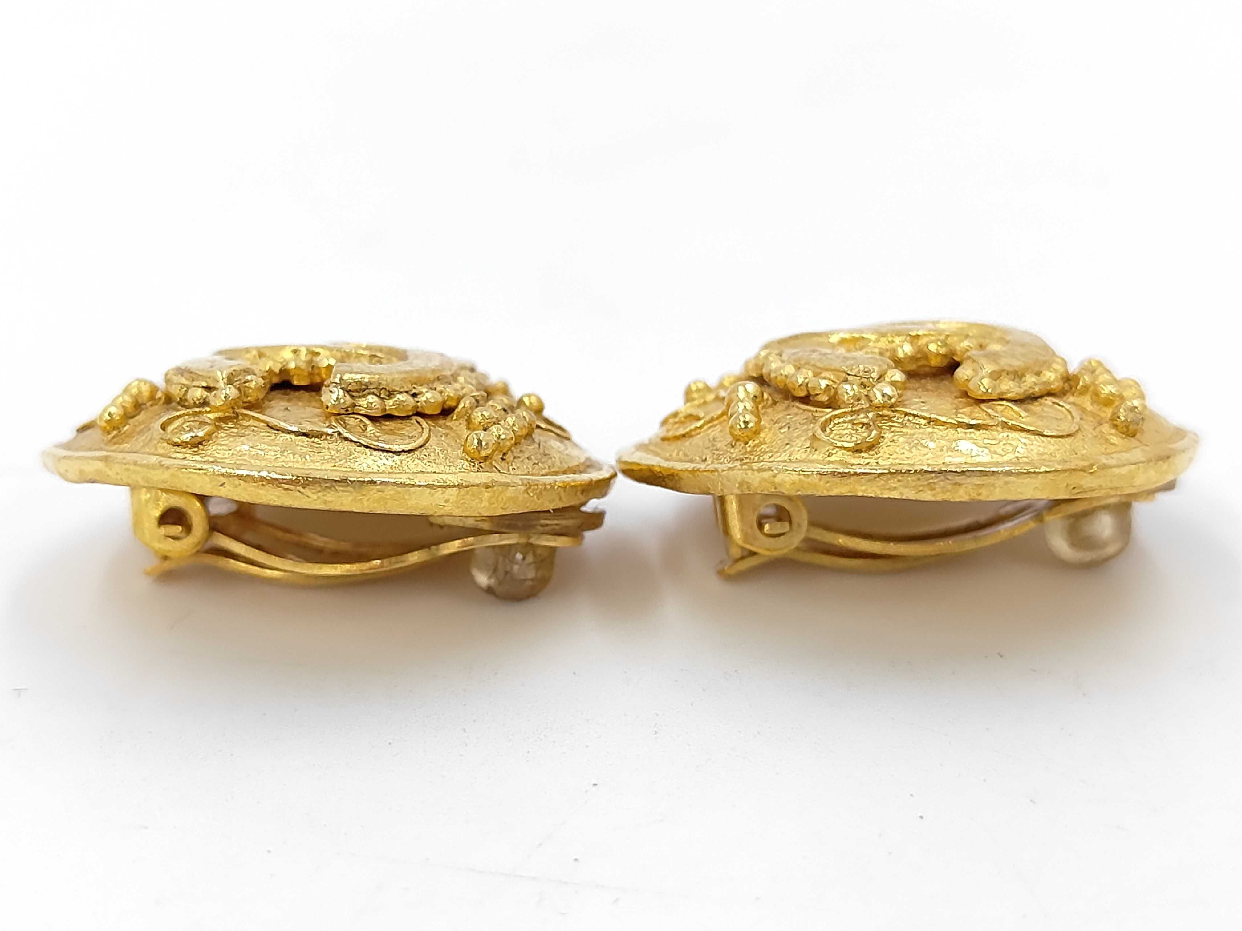 GP Coco Mark Round Vintage Gold Earrings with Box — view 3