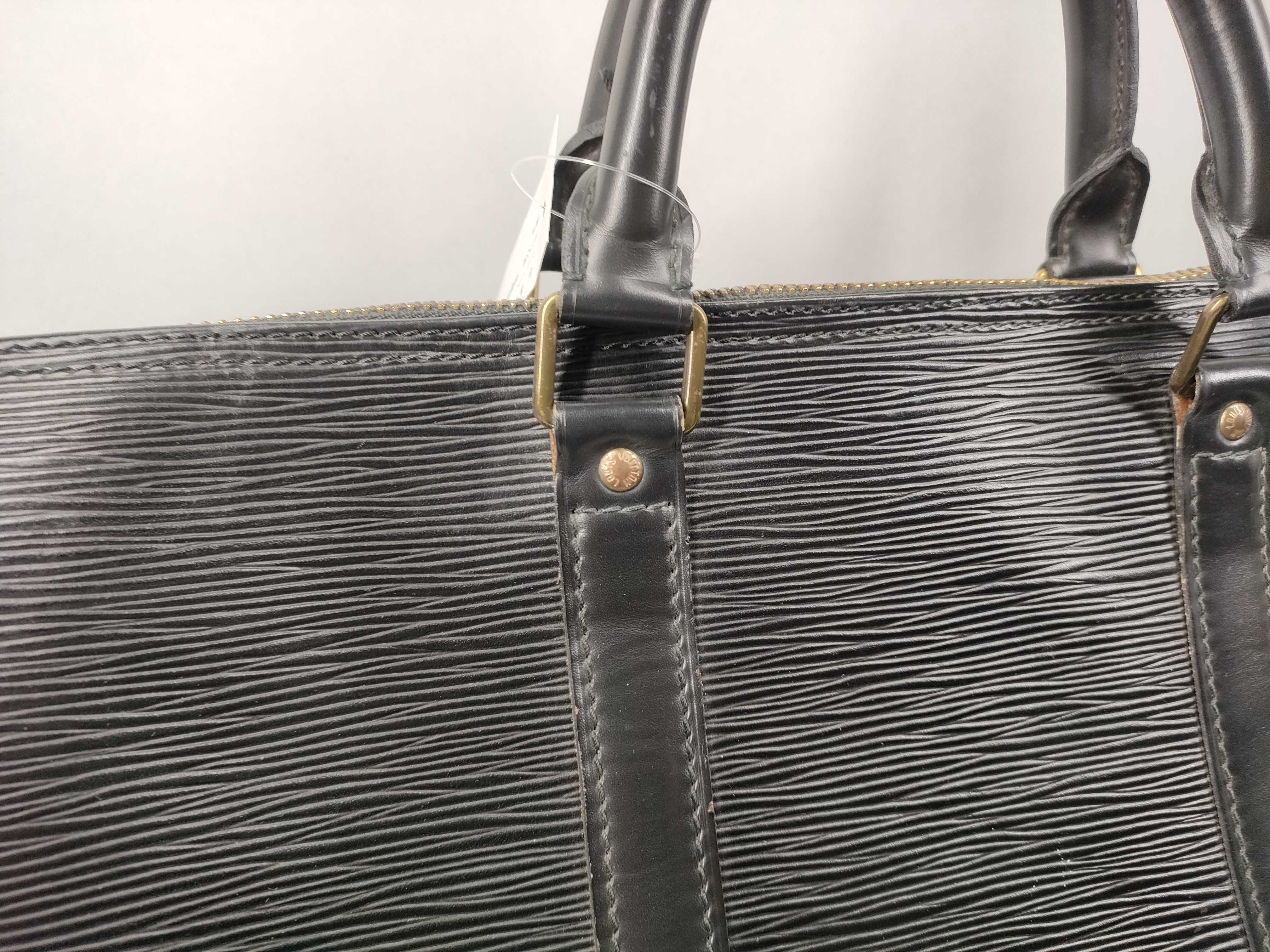 Epi Keepall 45 Epi Noir Boston Bag — view 3