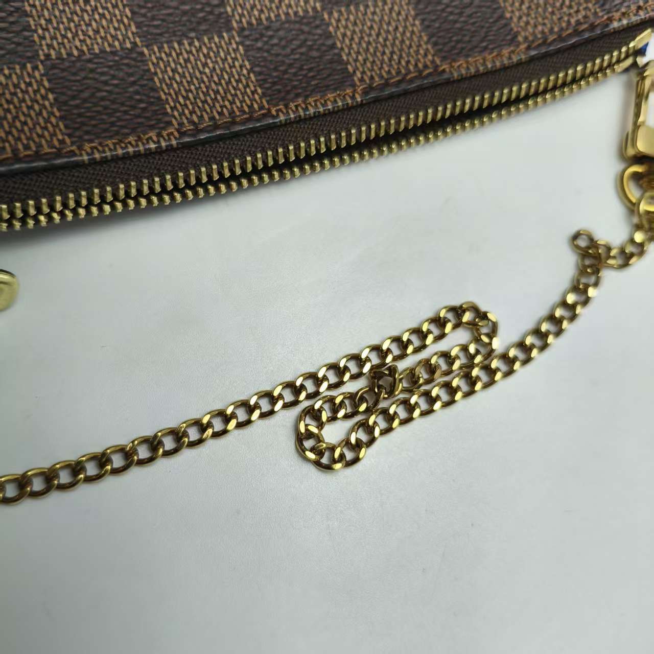 【*Shipped from: China*】LOUIS VUITTON Mini Pochette Accessoires PU Handbag — view 11