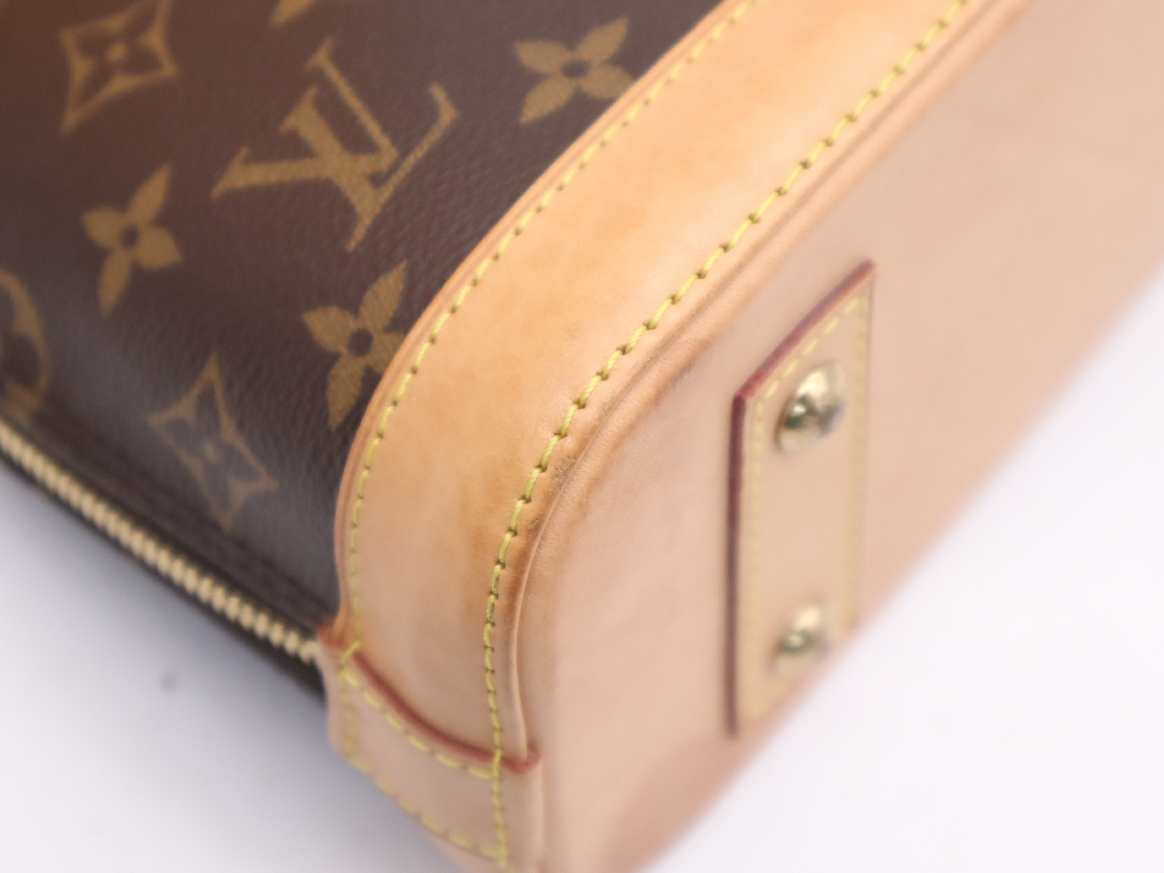 Alma BB handbag with shoulder strap, padlock, 2 keys, clochette, dust bag, small dust bag, and box. RFID verified. — view 9
