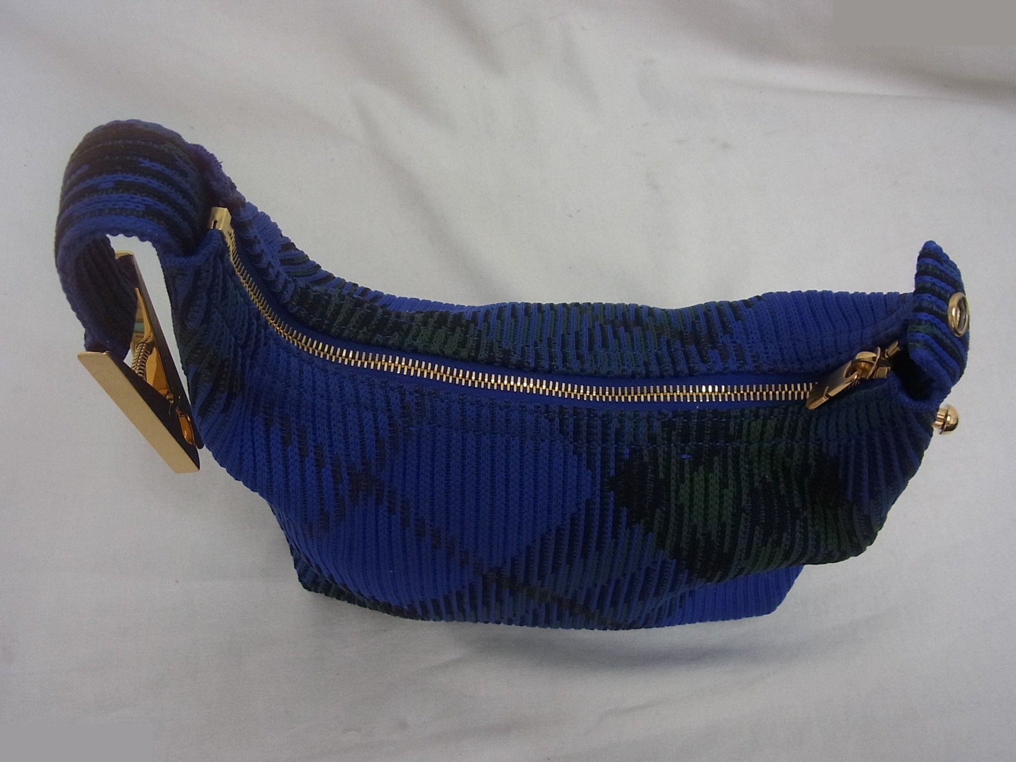 Blue handbag — view 6