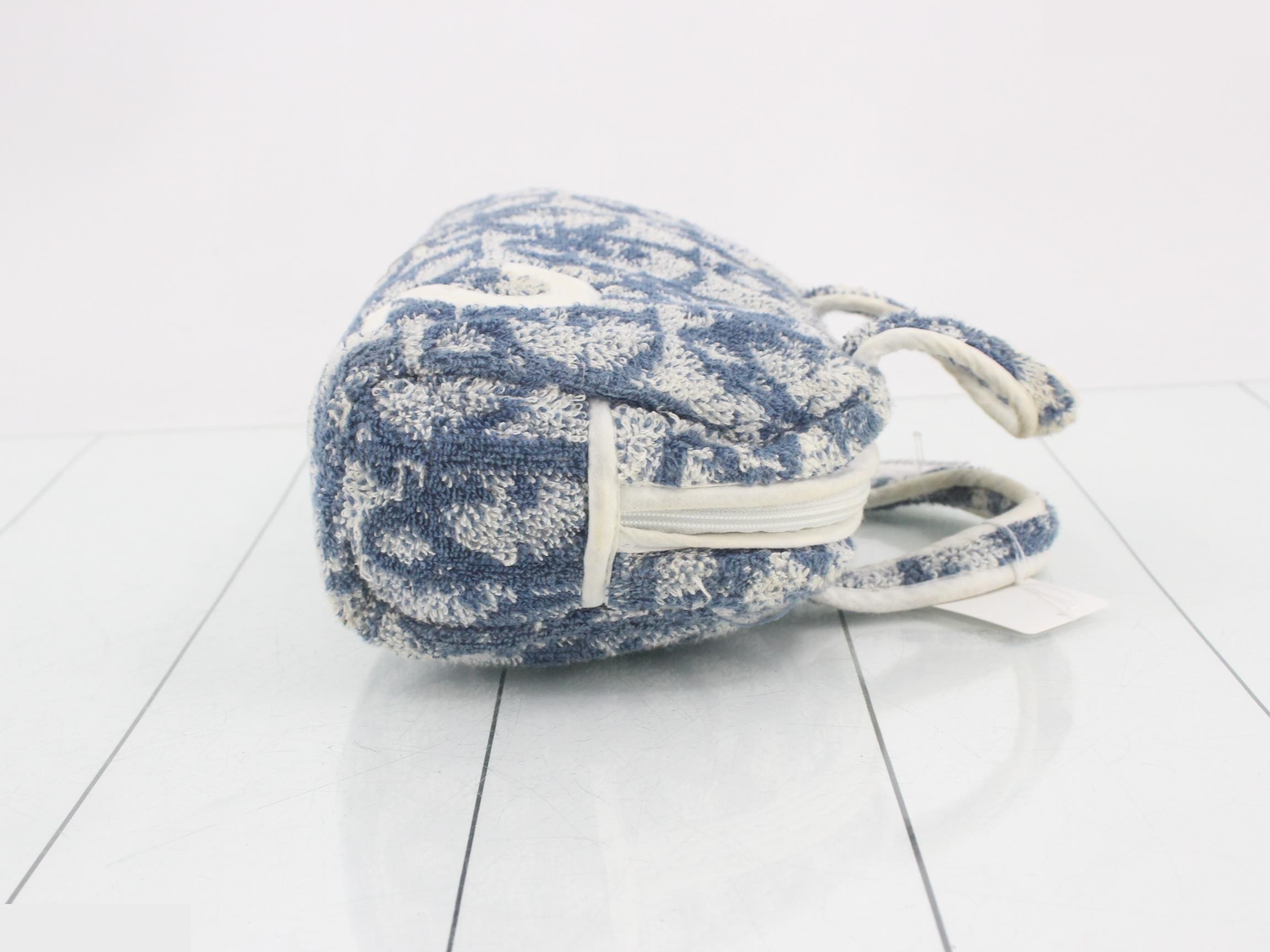 handbag — view 3