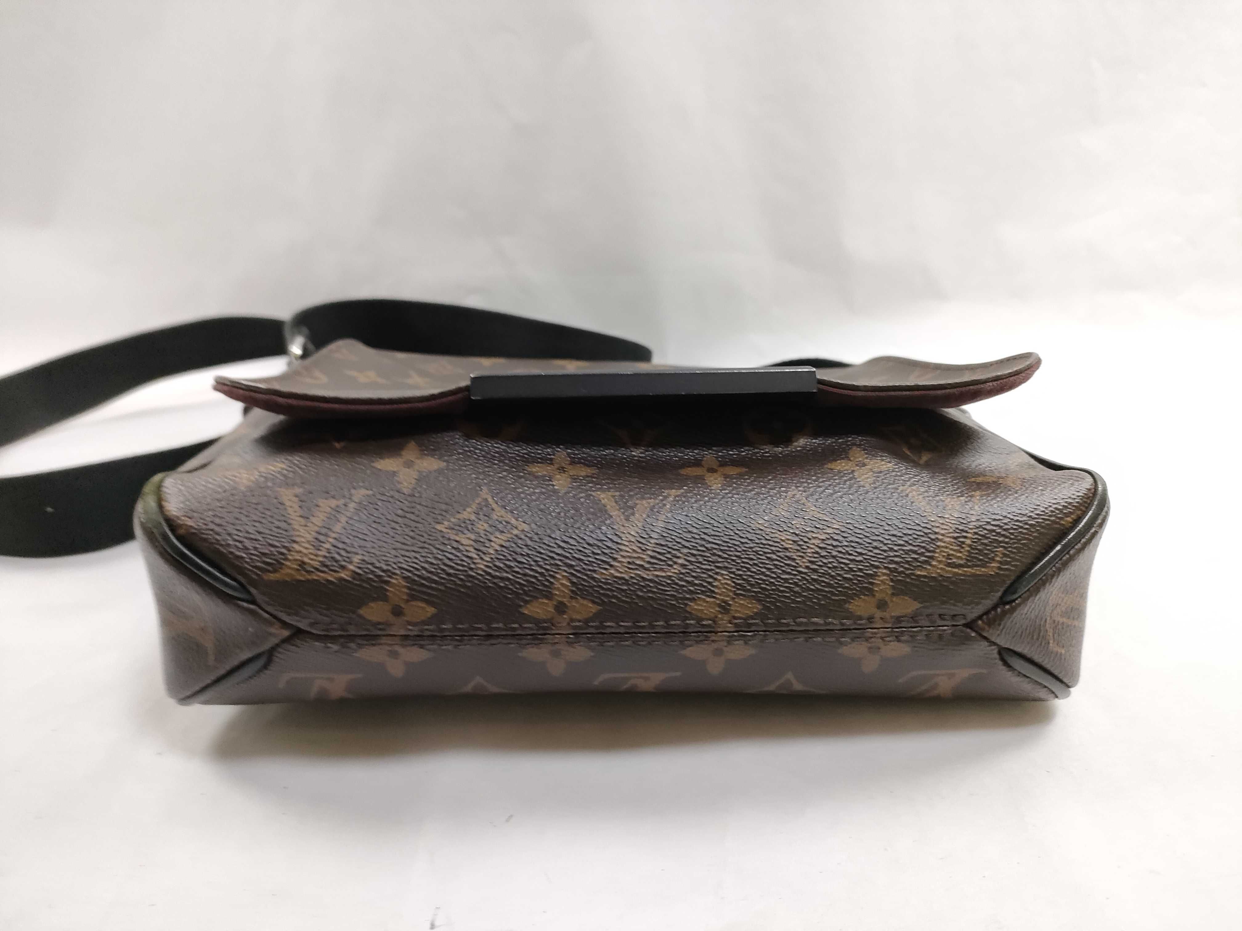 Monogram PH - Monogram Canvas Macassar District Messenger Bag Brown Shoulder Bag — view 7