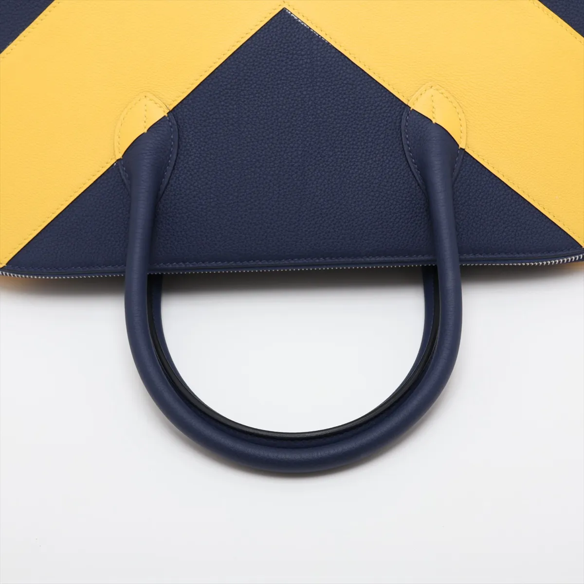 [Individually packaged] Hermes Bolide 1923 45 Casaque Togo x Evercolor Blue Saphir x Jaune Naple Silver Hardware B: 2023 — view 5