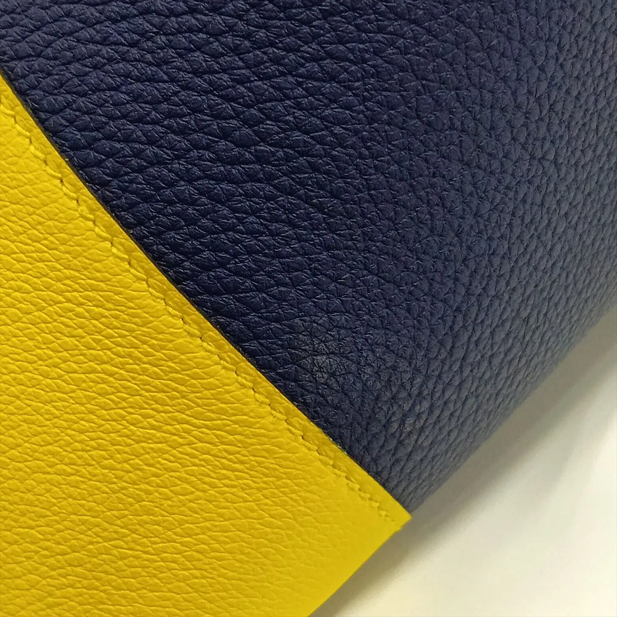 [Individually packaged] Hermes Bolide 1923 45 Casaque Togo x Evercolor Blue Saphir x Jaune Naple Silver Hardware B: 2023 — view 10