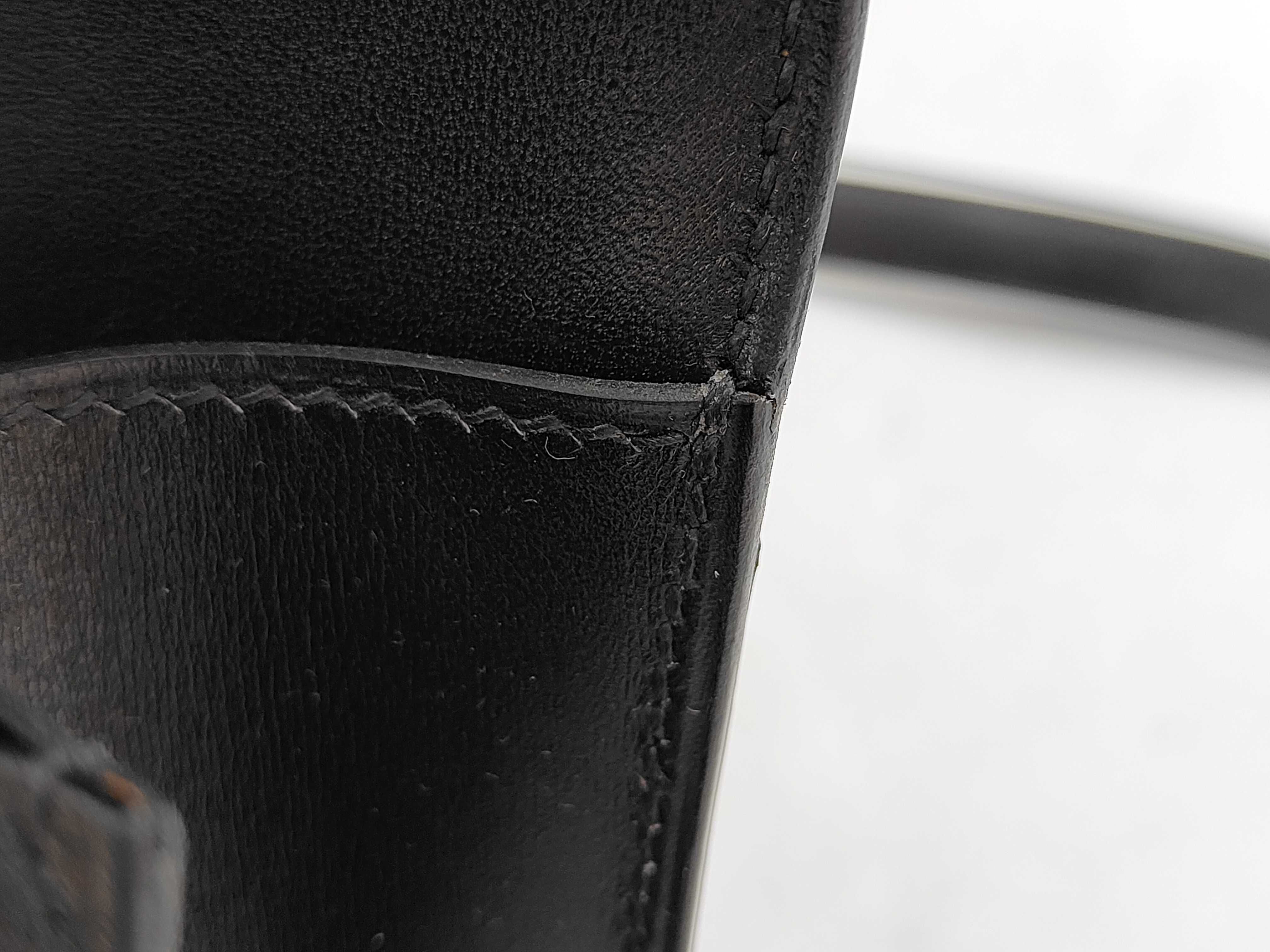 Constance 23 Box Calf Black Shoulder Bag — view 9