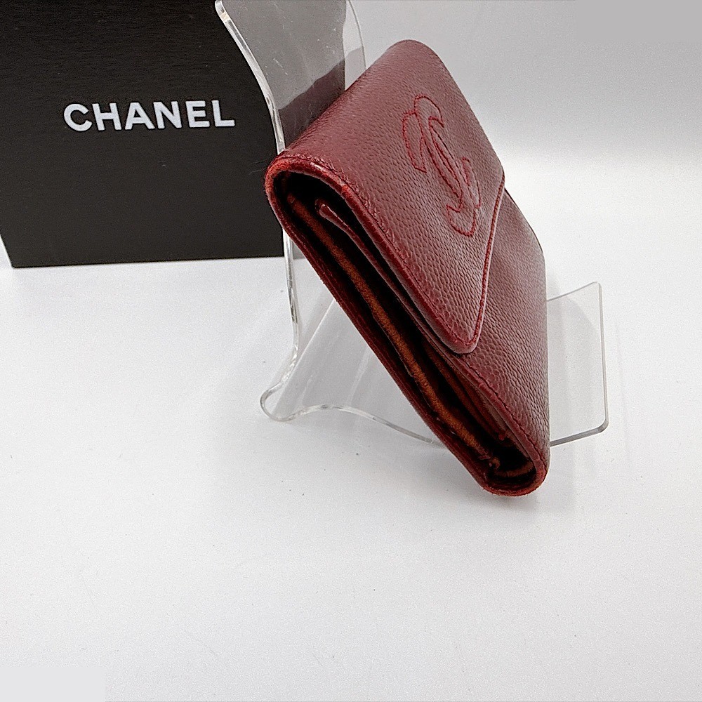 Caviar leather (bag) and wallet, folding wallet, Bordeaux, tri-fold — view 2