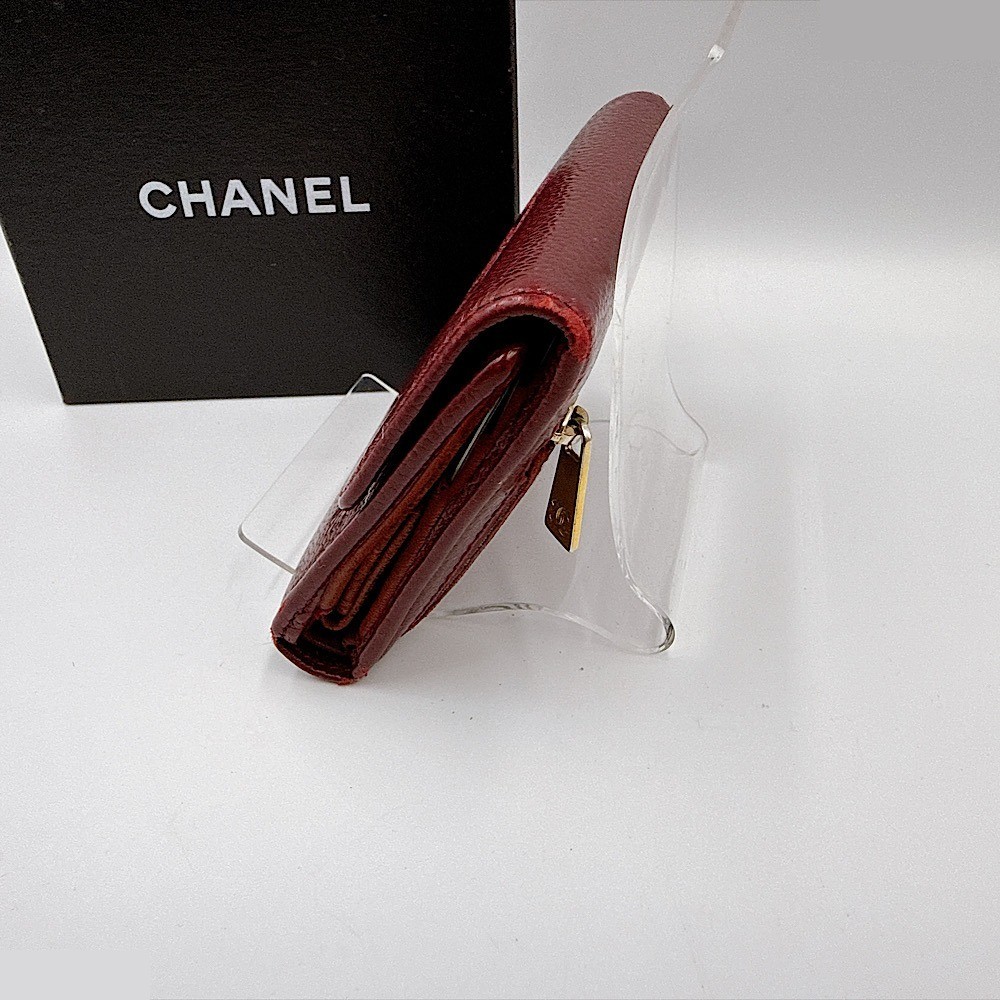 Caviar leather (bag) and wallet, folding wallet, Bordeaux, tri-fold — view 3