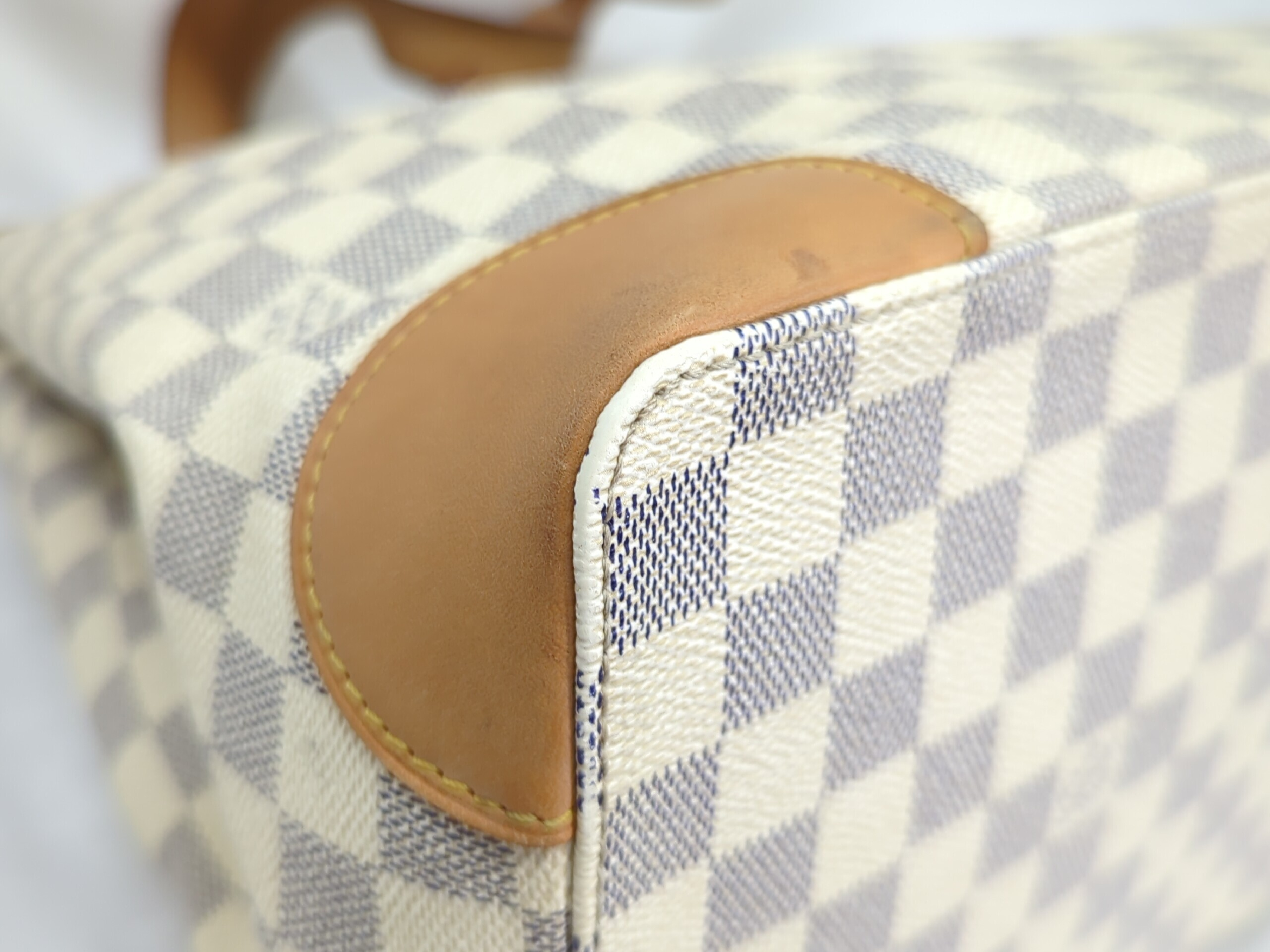 N51206 Azur Hampstead MM Tote Bag — view 3