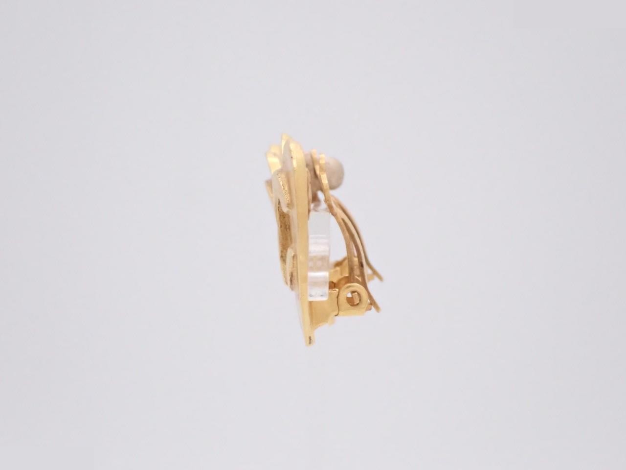 95P Coco Heart Earrings, Gold, with Box — view 3