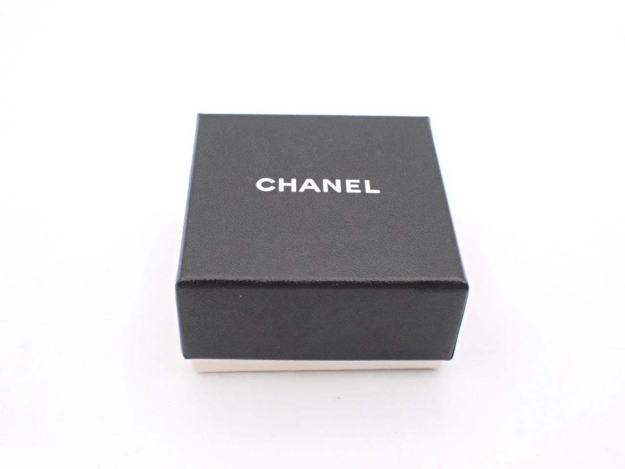95P Coco Heart Earrings, Gold, with Box — view 4