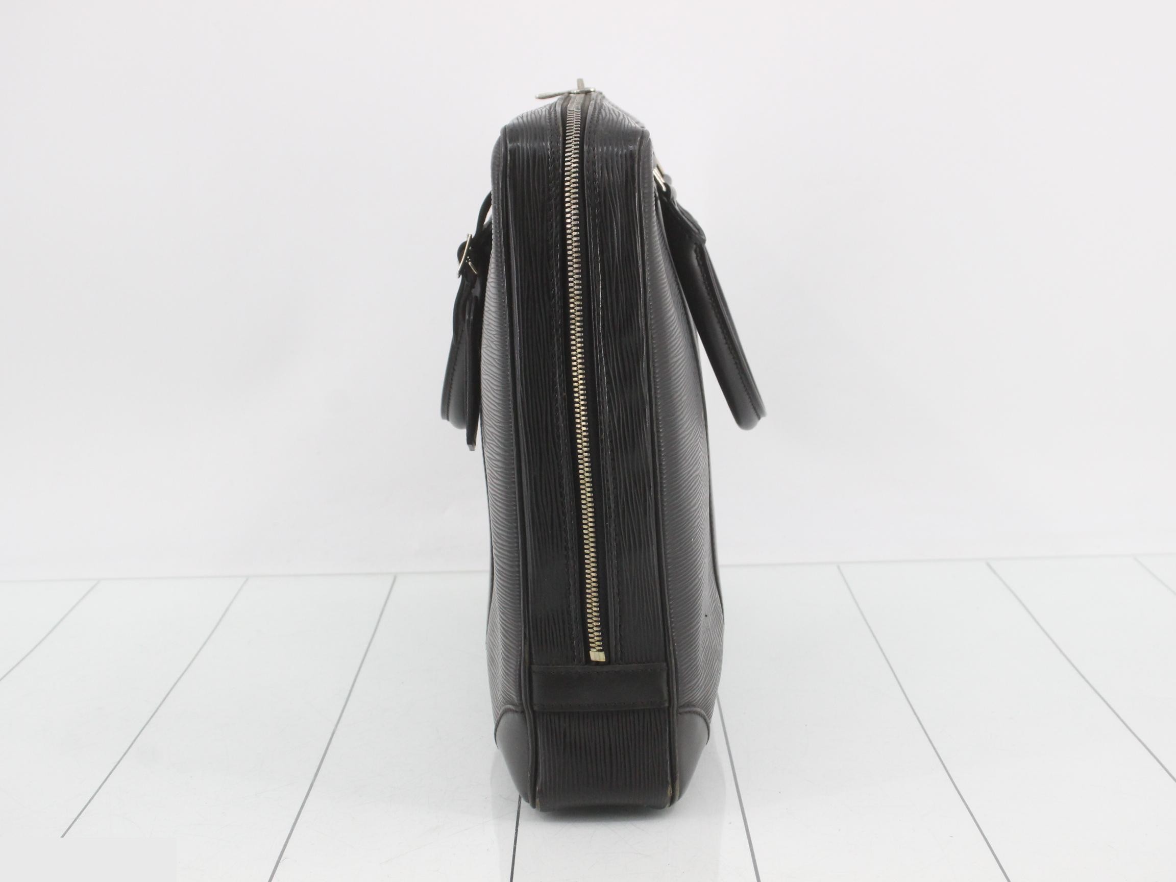 Epi Porte-Documents Voyage Noir Business Bag — view 3