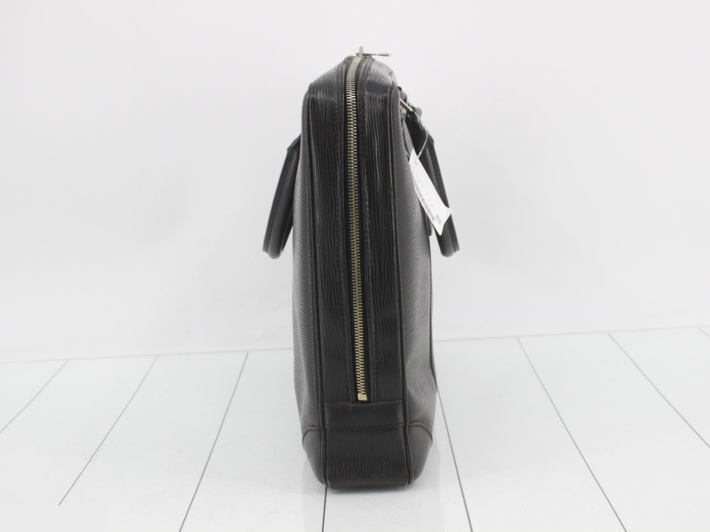 Epi Porte-Documents Voyage Noir Business Bag — view 4