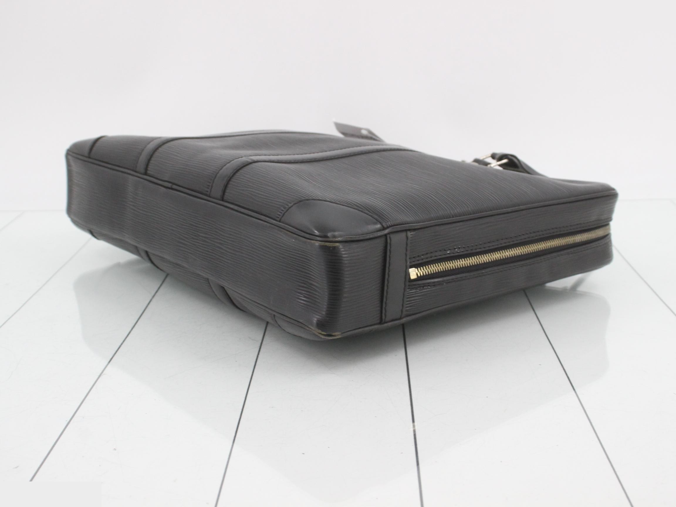 Epi Porte-Documents Voyage Noir Business Bag — view 6