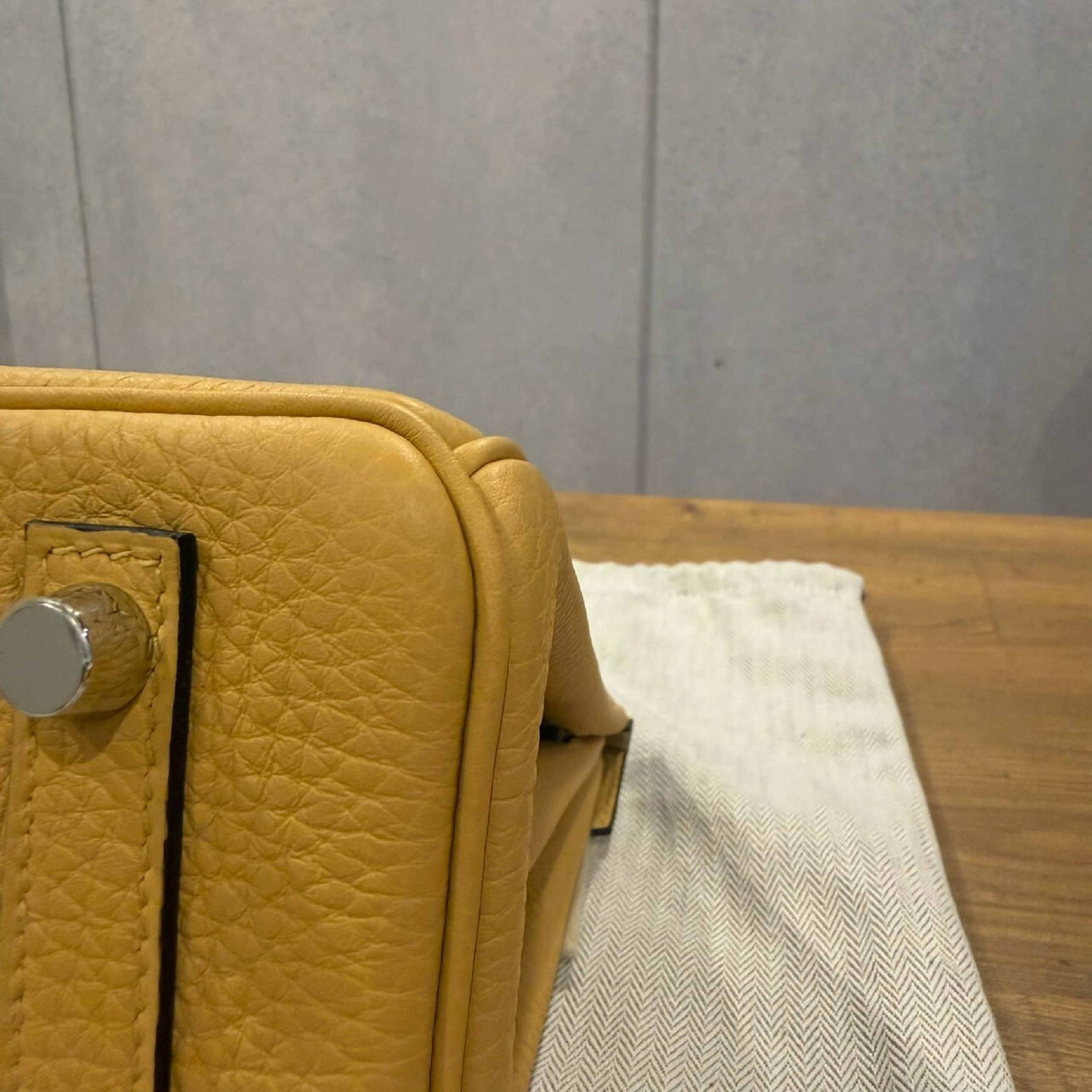 Birkin 25 Paille Togo Silver Hardware G Handbag — view 9