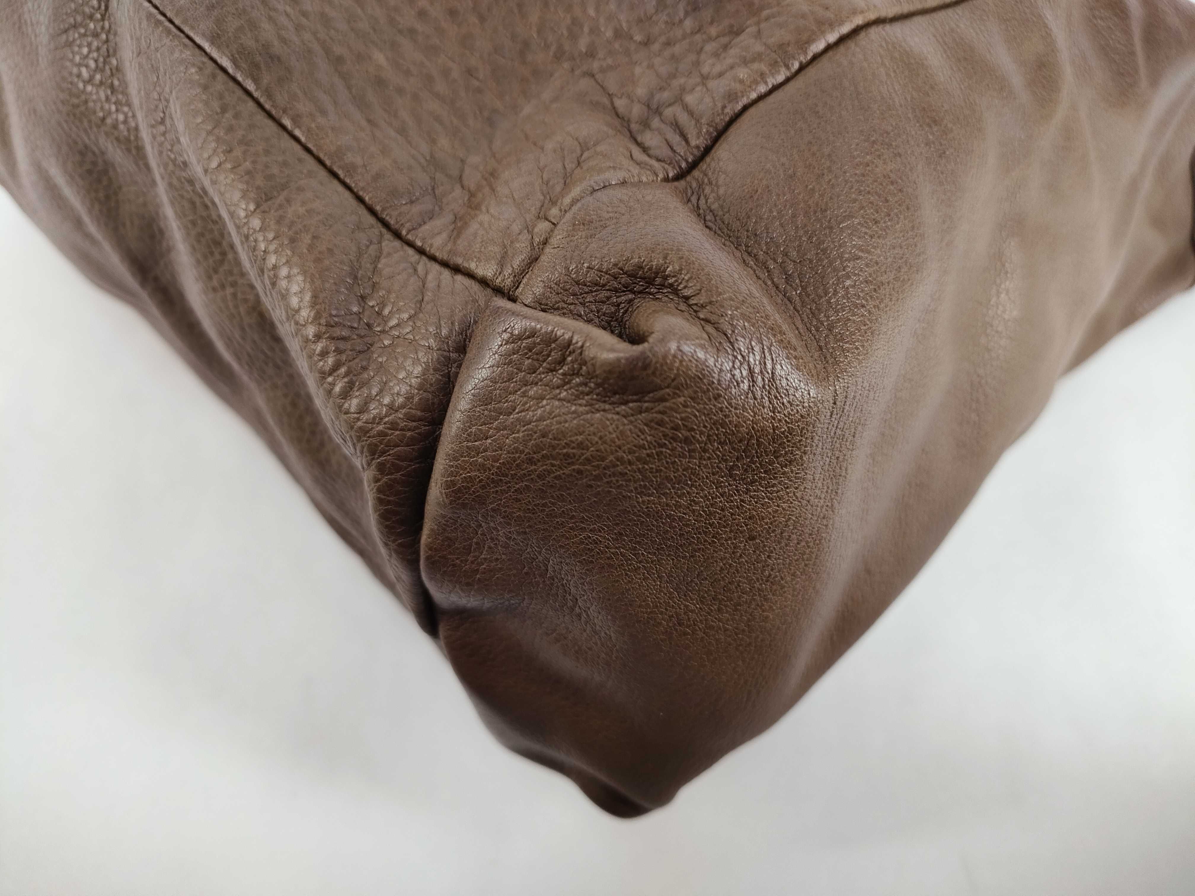 All-Leather Shoulder Bag — view 6