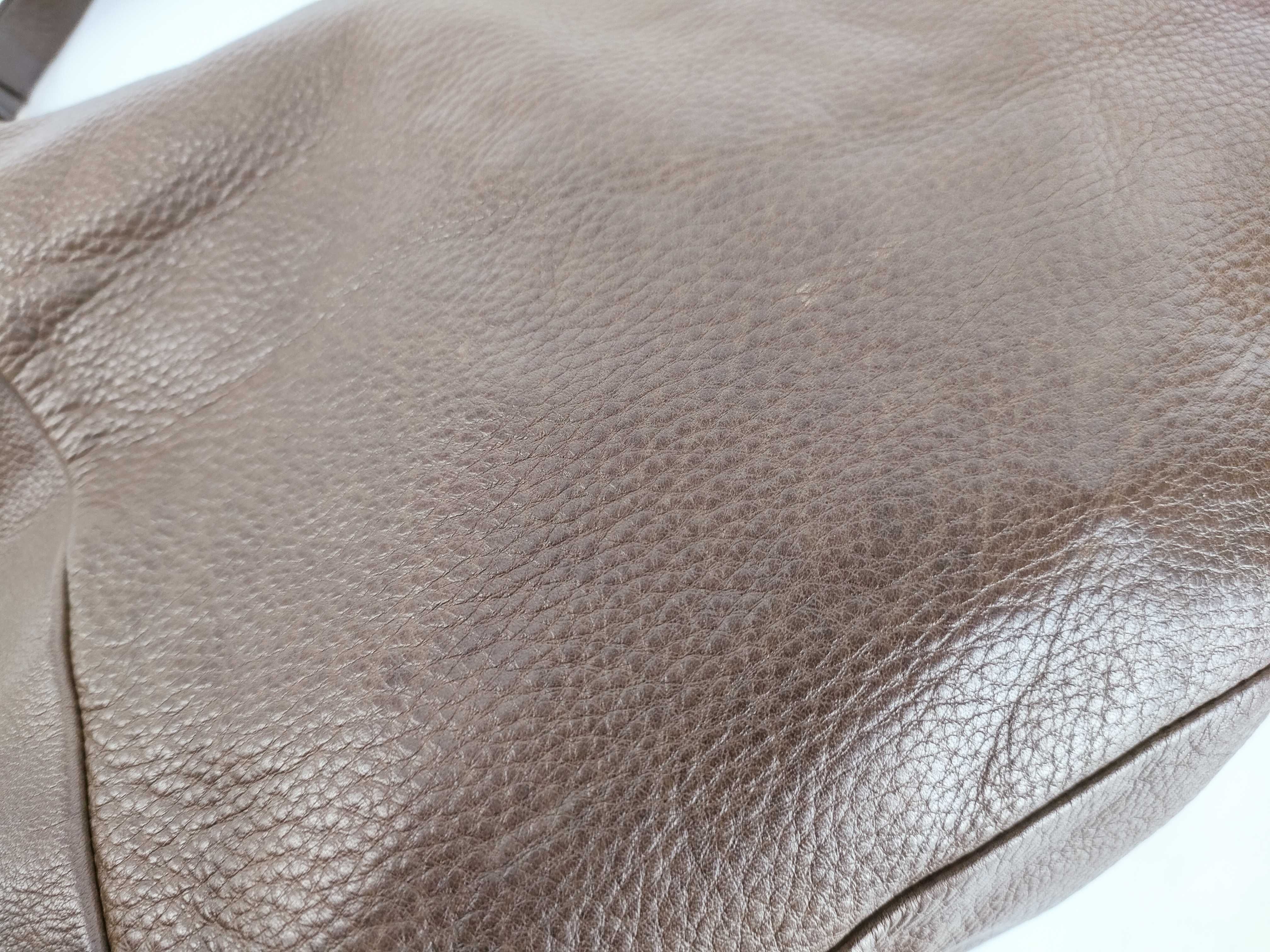 All-Leather Shoulder Bag — view 8