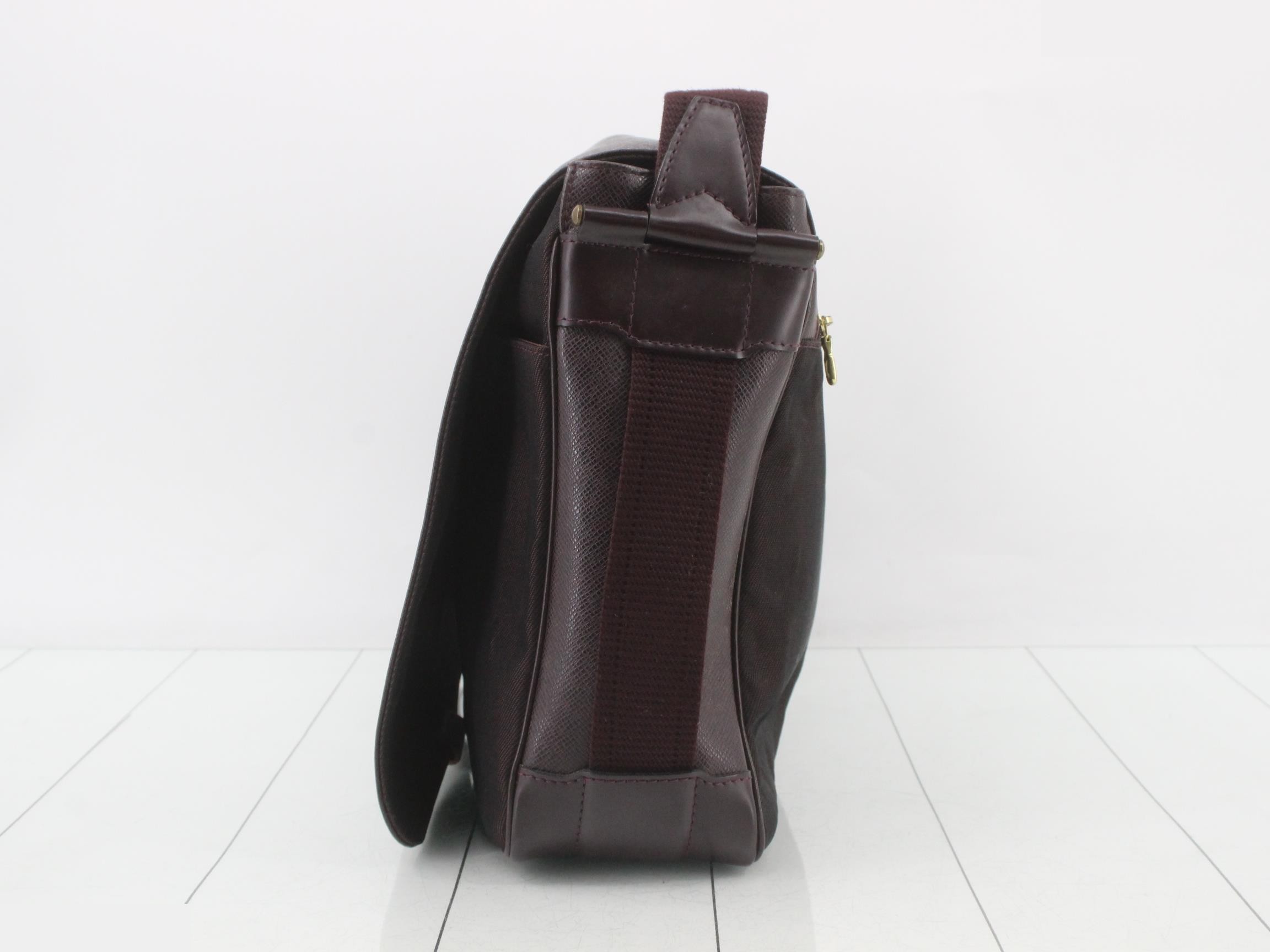 Shoulder bag — view 3