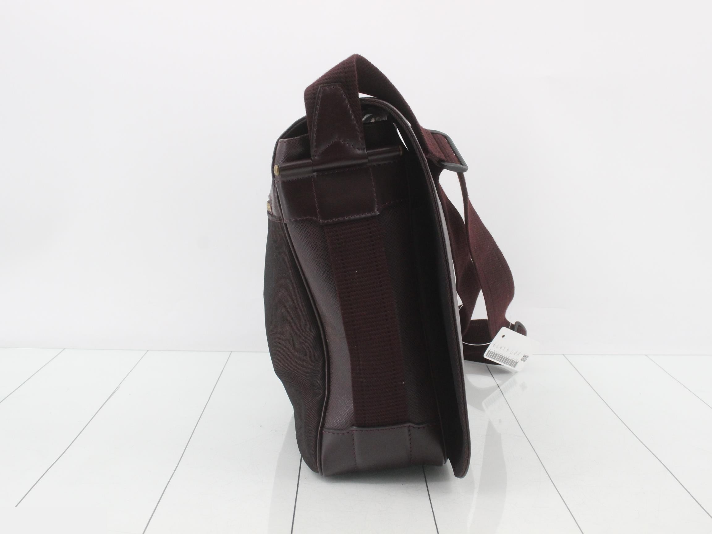 Shoulder bag — view 4