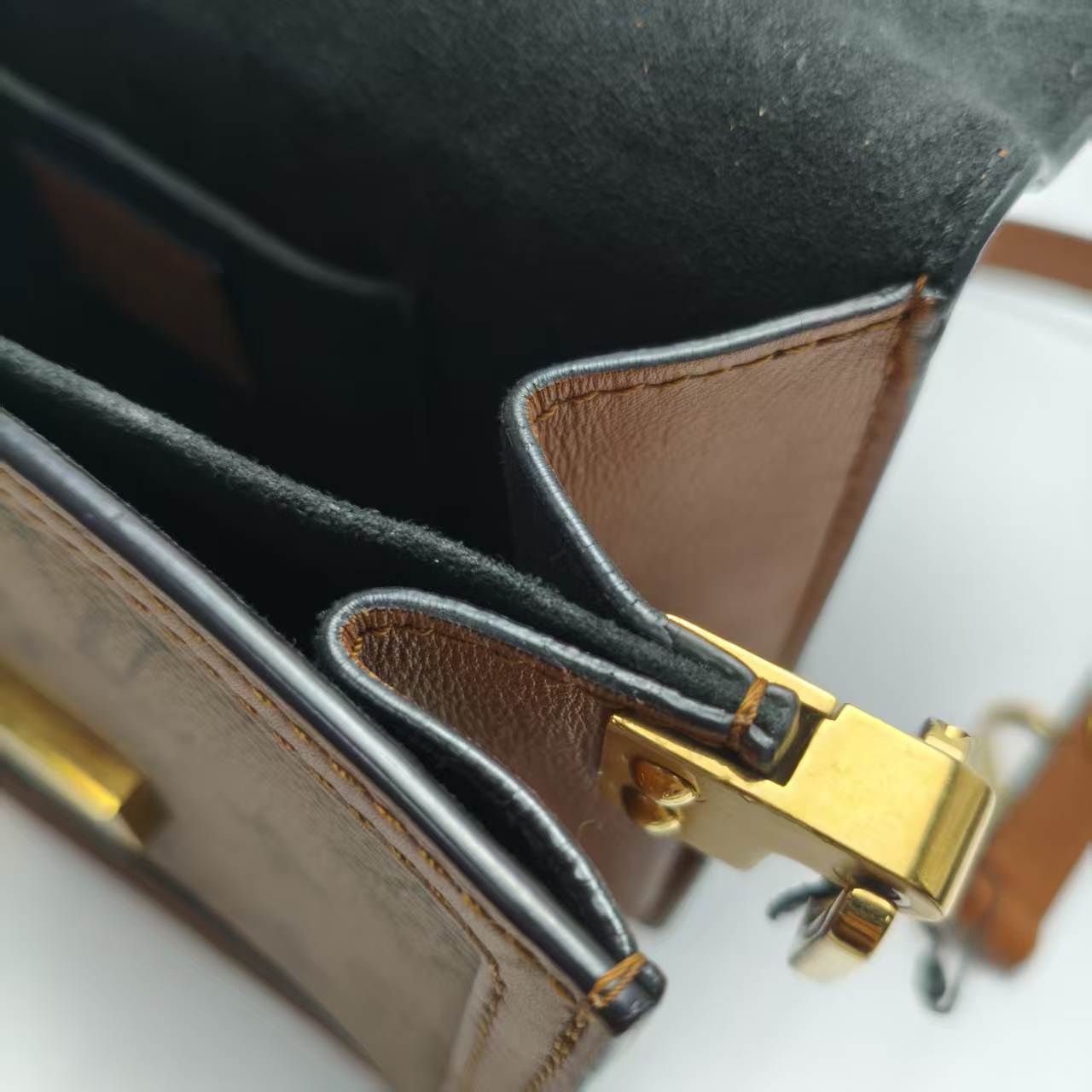 【*Shipped from: China*】LOUIS VUITTON Dauphiné PU Shoulder Bag — view 13