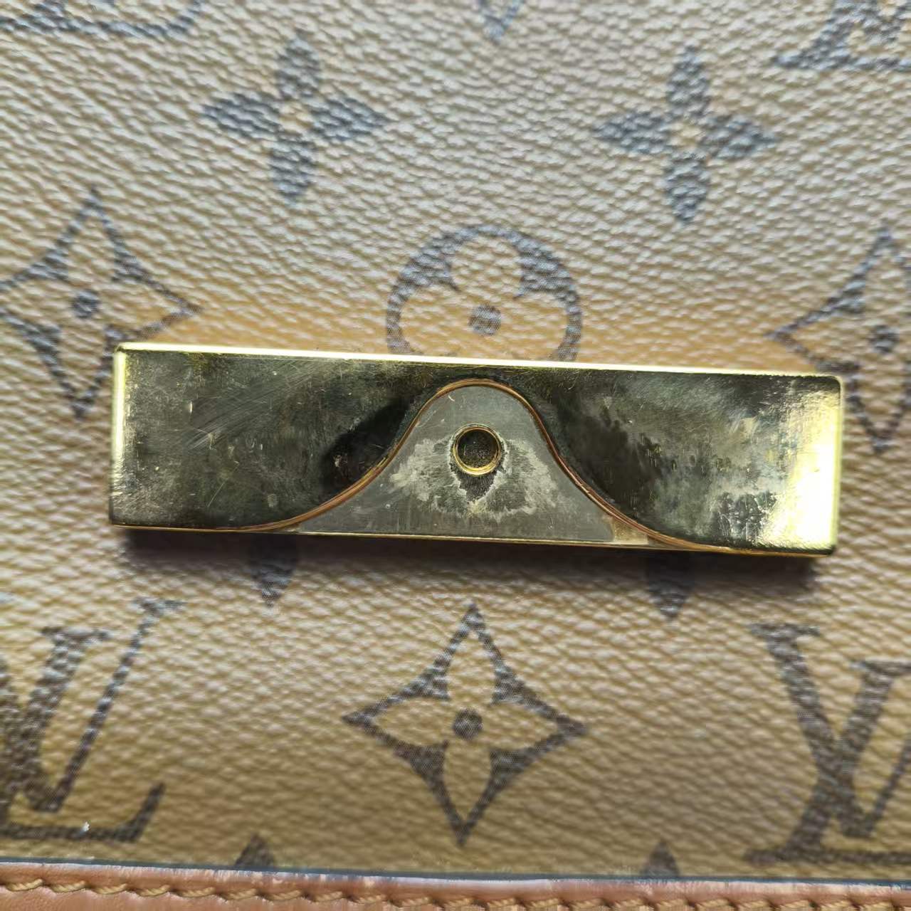 【*Shipped from: China*】LOUIS VUITTON Dauphiné PU Shoulder Bag — view 14